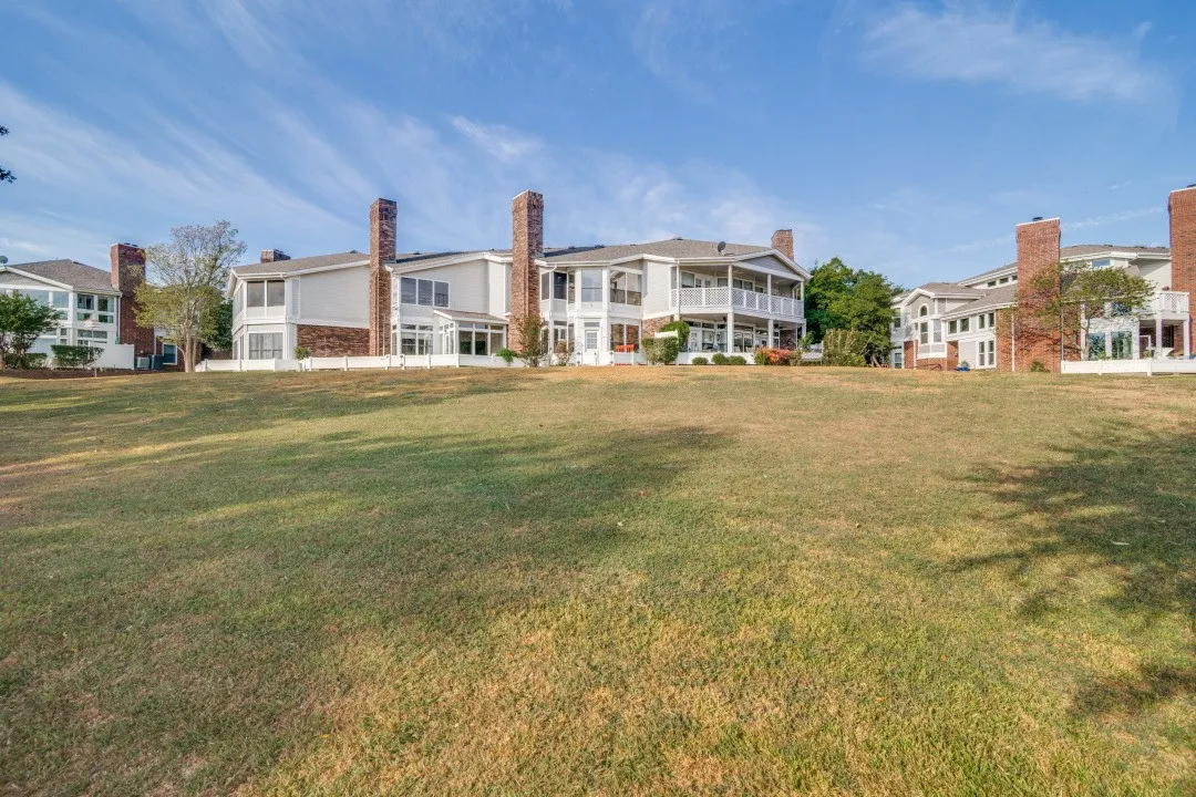 Condominium For Sale in Rockwall County , 9961 Waterfront Trail 9961, Rowlett, Texas 75087, 3 Bedroom, 3 Bathroom, 2 Garage spaces, 1,723 Sqft, built in 1986, mls#21359705, Real Estate Agent in Rowlett, Homes For Sale in Rockwall county, Homes For Sale in Rowlett, Realtor in Rowlett Texas, Real Estate Brokerage Independent Realty Texas, Luminita Cordes Realtor