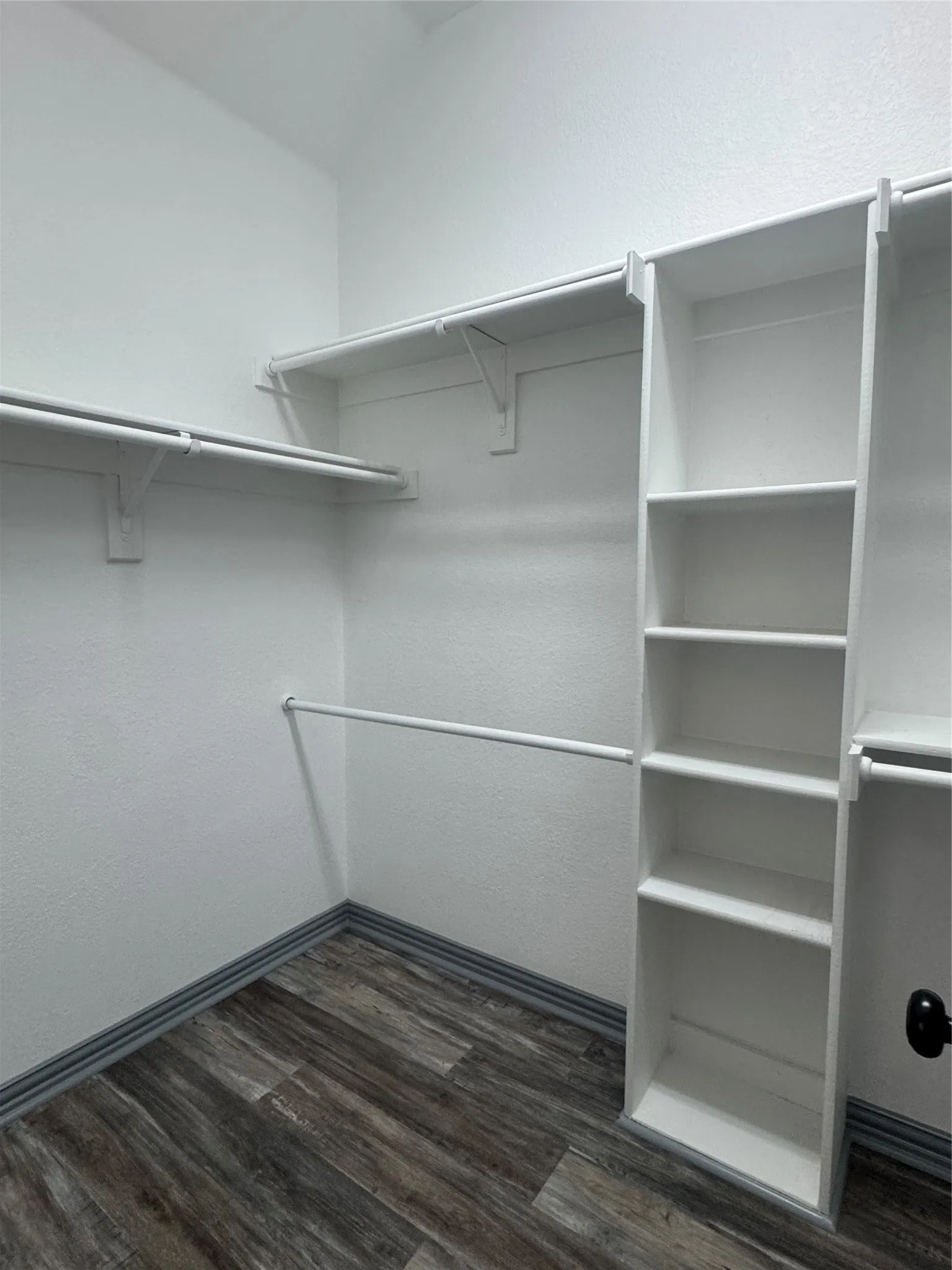 Single Family Residence For Rent in Parker County , 205 Wayne Drive, Aledo, Texas 76008, 3 Bedroom, 2 Bathroom, 2 Garage spaces, 1,954 Sqft, built in 2003, mls#21389145, Real Estate Agent in Aledo, Homes For Rent in Parker county, Homes For Rent in Aledo, Realtor in Aledo Texas, Real Estate Brokerage Independent Realty Texas, Luminita Cordes Realtor