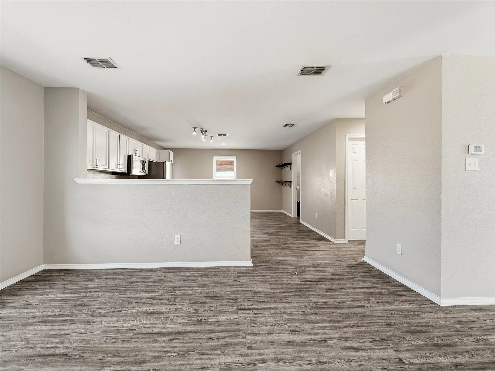 Single Family Residence For Rent in Collin County , 1122 Antoinette Drive, Princeton, Texas 75407, 4 Bedroom, 3 Bathroom, 2 Garage spaces, 2,415 Sqft, built in 2006, mls#21388950, Real Estate Agent in Princeton, Homes For Rent in Collin county, Homes For Rent in Princeton, Realtor in Princeton Texas, Real Estate Brokerage Independent Realty Texas, Luminita Cordes Realtor