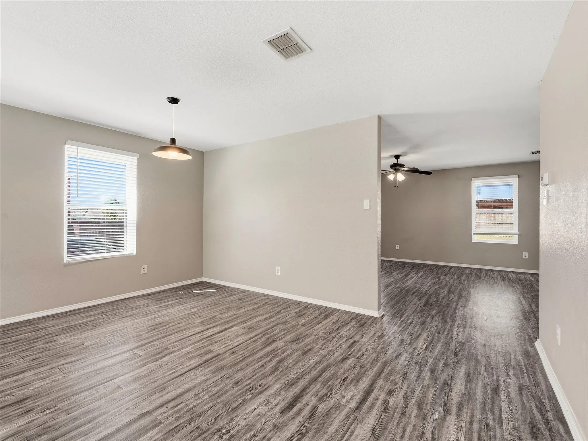 Single Family Residence For Rent in Collin County , 1122 Antoinette Drive, Princeton, Texas 75407, 4 Bedroom, 3 Bathroom, 2 Garage spaces, 2,415 Sqft, built in 2006, mls#21388950, Real Estate Agent in Princeton, Homes For Rent in Collin county, Homes For Rent in Princeton, Realtor in Princeton Texas, Real Estate Brokerage Independent Realty Texas, Luminita Cordes Realtor