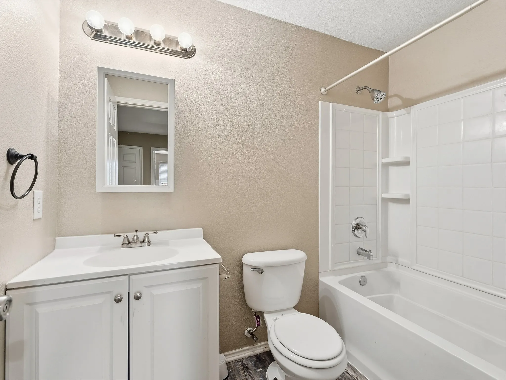 Single Family Residence For Rent in Collin County , 1122 Antoinette Drive, Princeton, Texas 75407, 4 Bedroom, 3 Bathroom, 2 Garage spaces, 2,415 Sqft, built in 2006, mls#21388950, Real Estate Agent in Princeton, Homes For Rent in Collin county, Homes For Rent in Princeton, Realtor in Princeton Texas, Real Estate Brokerage Independent Realty Texas, Luminita Cordes Realtor