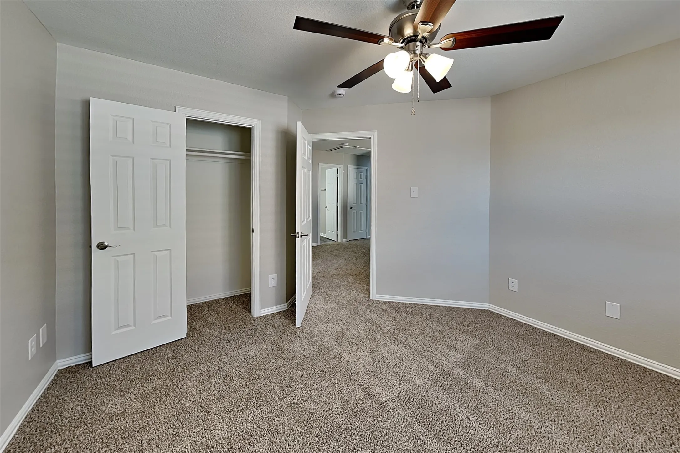 Single Family Residence For Rent in Tarrant County , 11860 Porcupine Drive, Fort Worth, Texas 76244, 4 Bedroom, 3 Bathroom, 2 Garage spaces, 2,508 Sqft, built in 2004, mls#21389186, Real Estate Agent in Fort Worth, Homes For Rent in Tarrant county, Homes For Rent in Fort Worth, Realtor in Fort Worth Texas, Real Estate Brokerage Independent Realty Texas, Luminita Cordes Realtor