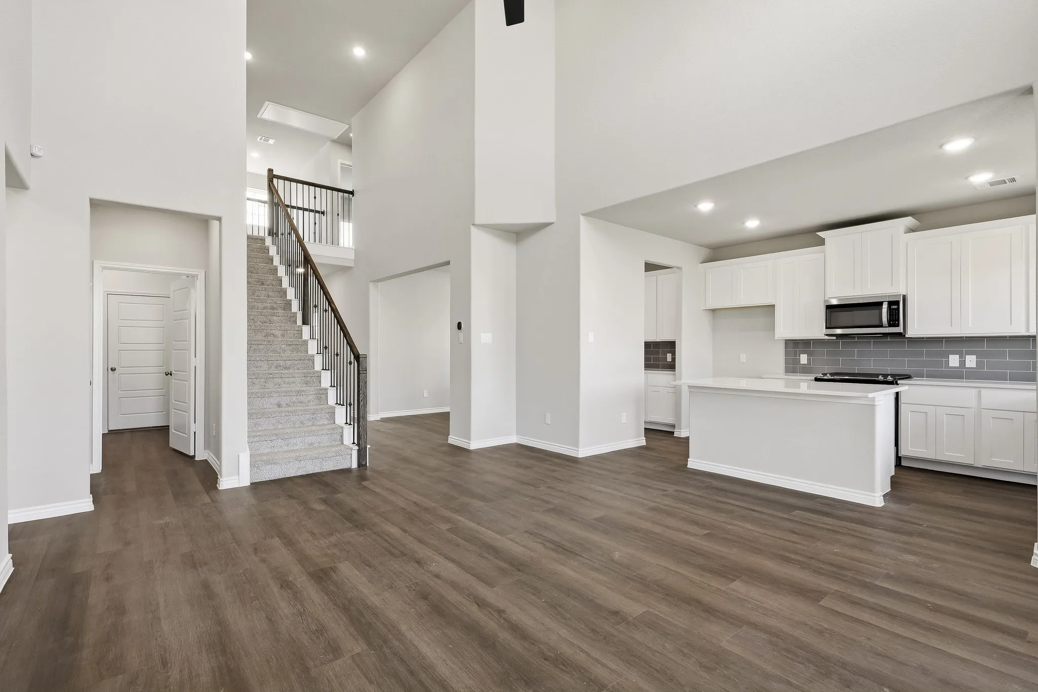 Single Family Residence For Sale in Tarrant County , 6928 Night Owl Lane, Fort Worth, Texas 76036, 5 Bedroom, 5 Bathroom, 2 Garage spaces, 2,669 Sqft, built in 2026, mls#21386131, Real Estate Agent in Fort Worth, Homes For Sale in Tarrant county, Homes For Sale in Fort Worth, Realtor in Fort Worth Texas, Real Estate Brokerage Independent Realty Texas, Luminita Cordes Realtor