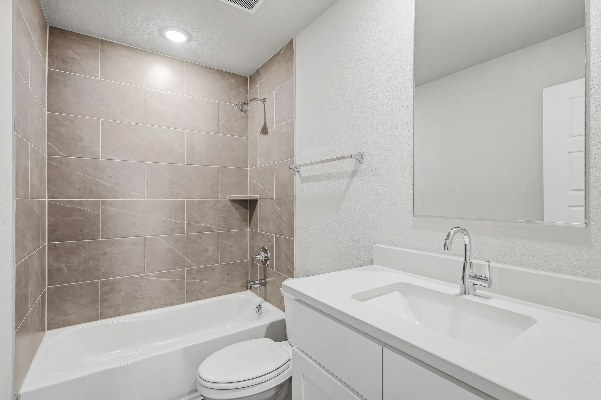 Single Family Residence For Sale in Tarrant County , 6928 Night Owl Lane, Fort Worth, Texas 76036, 5 Bedroom, 5 Bathroom, 2 Garage spaces, 2,669 Sqft, built in 2026, mls#21386131, Real Estate Agent in Fort Worth, Homes For Sale in Tarrant county, Homes For Sale in Fort Worth, Realtor in Fort Worth Texas, Real Estate Brokerage Independent Realty Texas, Luminita Cordes Realtor