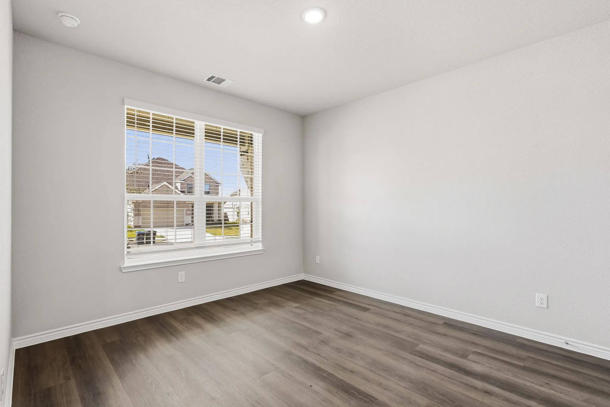 Single Family Residence For Sale in Tarrant County , 6928 Night Owl Lane, Fort Worth, Texas 76036, 5 Bedroom, 5 Bathroom, 2 Garage spaces, 2,669 Sqft, built in 2026, mls#21386131, Real Estate Agent in Fort Worth, Homes For Sale in Tarrant county, Homes For Sale in Fort Worth, Realtor in Fort Worth Texas, Real Estate Brokerage Independent Realty Texas, Luminita Cordes Realtor