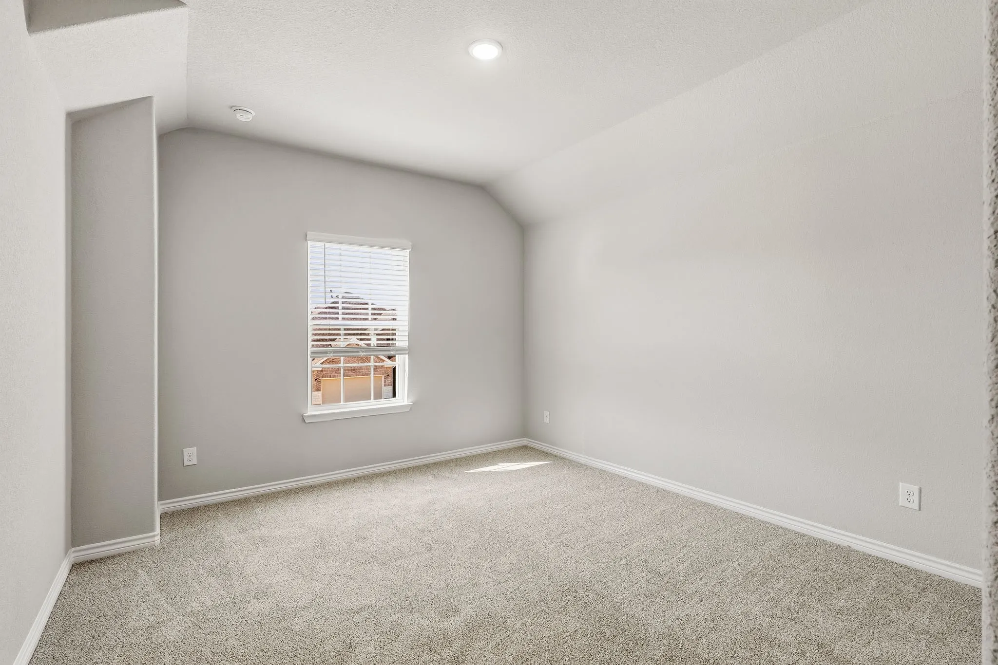 Single Family Residence For Sale in Tarrant County , 6928 Night Owl Lane, Fort Worth, Texas 76036, 5 Bedroom, 5 Bathroom, 2 Garage spaces, 2,669 Sqft, built in 2026, mls#21386131, Real Estate Agent in Fort Worth, Homes For Sale in Tarrant county, Homes For Sale in Fort Worth, Realtor in Fort Worth Texas, Real Estate Brokerage Independent Realty Texas, Luminita Cordes Realtor