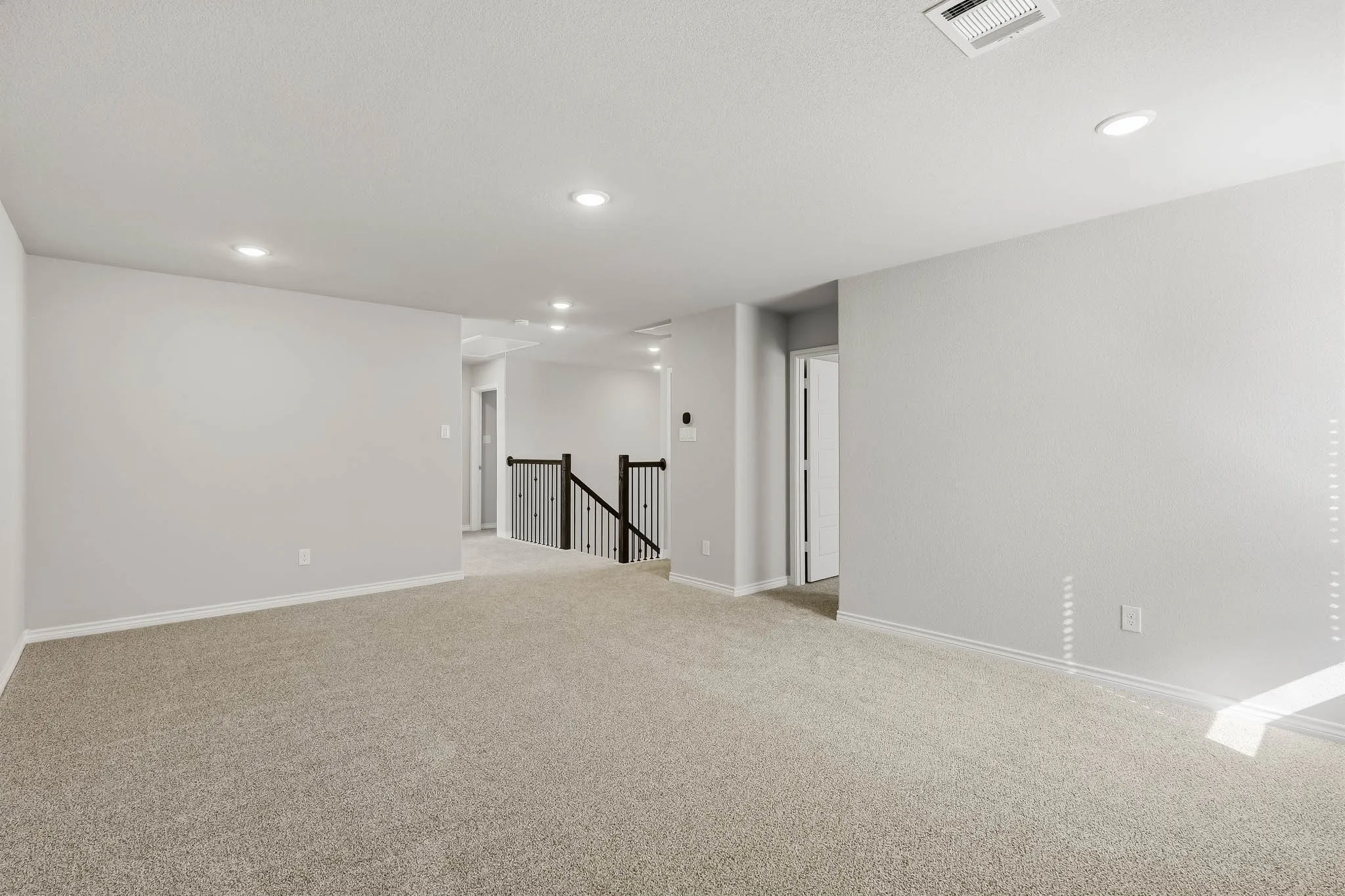 Single Family Residence For Sale in Tarrant County , 6928 Night Owl Lane, Fort Worth, Texas 76036, 5 Bedroom, 5 Bathroom, 2 Garage spaces, 2,669 Sqft, built in 2026, mls#21386131, Real Estate Agent in Fort Worth, Homes For Sale in Tarrant county, Homes For Sale in Fort Worth, Realtor in Fort Worth Texas, Real Estate Brokerage Independent Realty Texas, Luminita Cordes Realtor