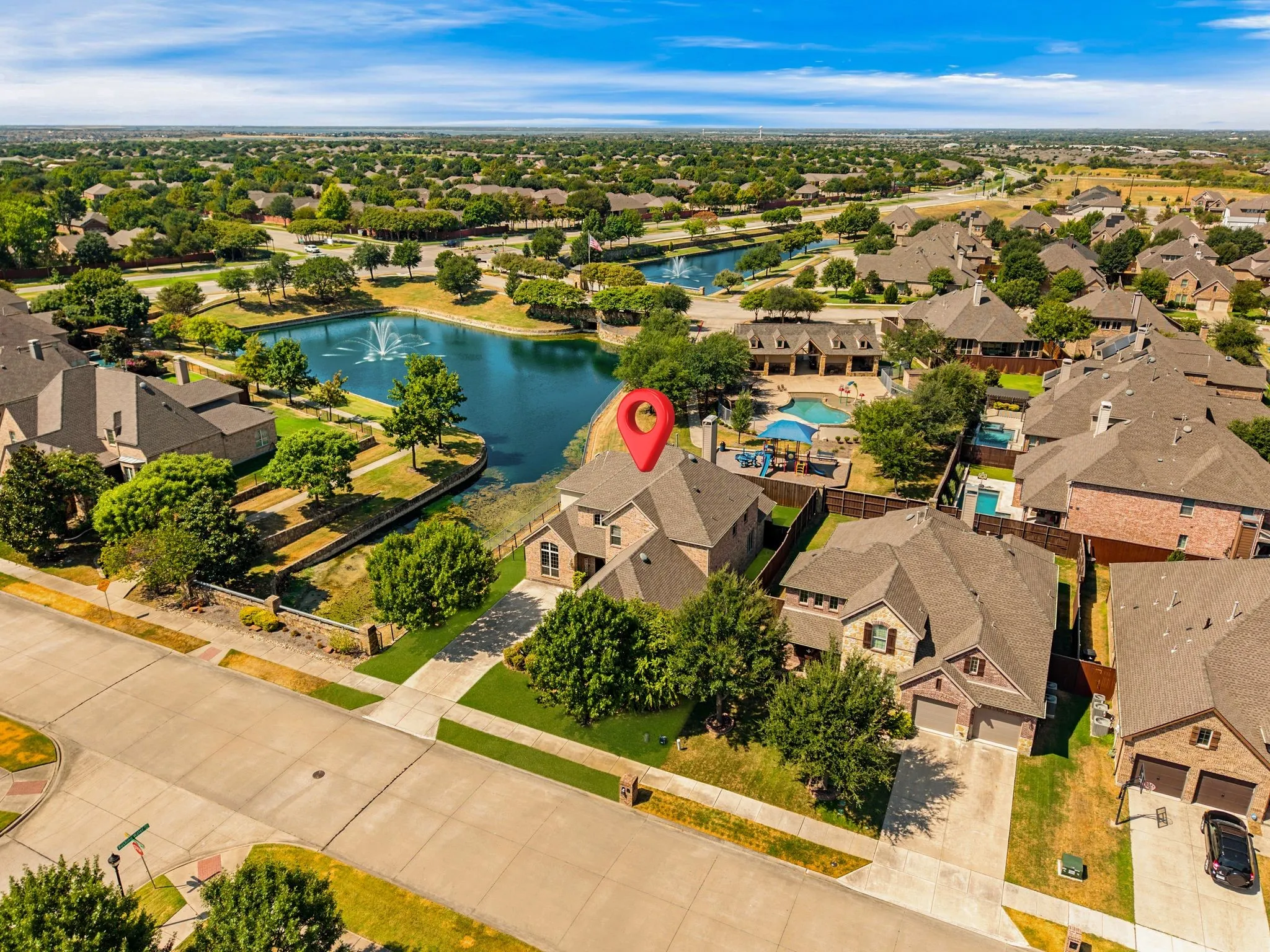 Single Family Residence For Sale in Denton County , 8107 Cherry Springs Court, Frisco, Texas 75036, 5 Bedroom, 4 Bathroom, 3 Garage spaces, 3,946 Sqft, built in 2011, mls#21381081, Real Estate Agent in Frisco, Homes For Sale in Denton county, Homes For Sale in Frisco, Realtor in Frisco Texas, Real Estate Brokerage Independent Realty Texas, Luminita Cordes Realtor