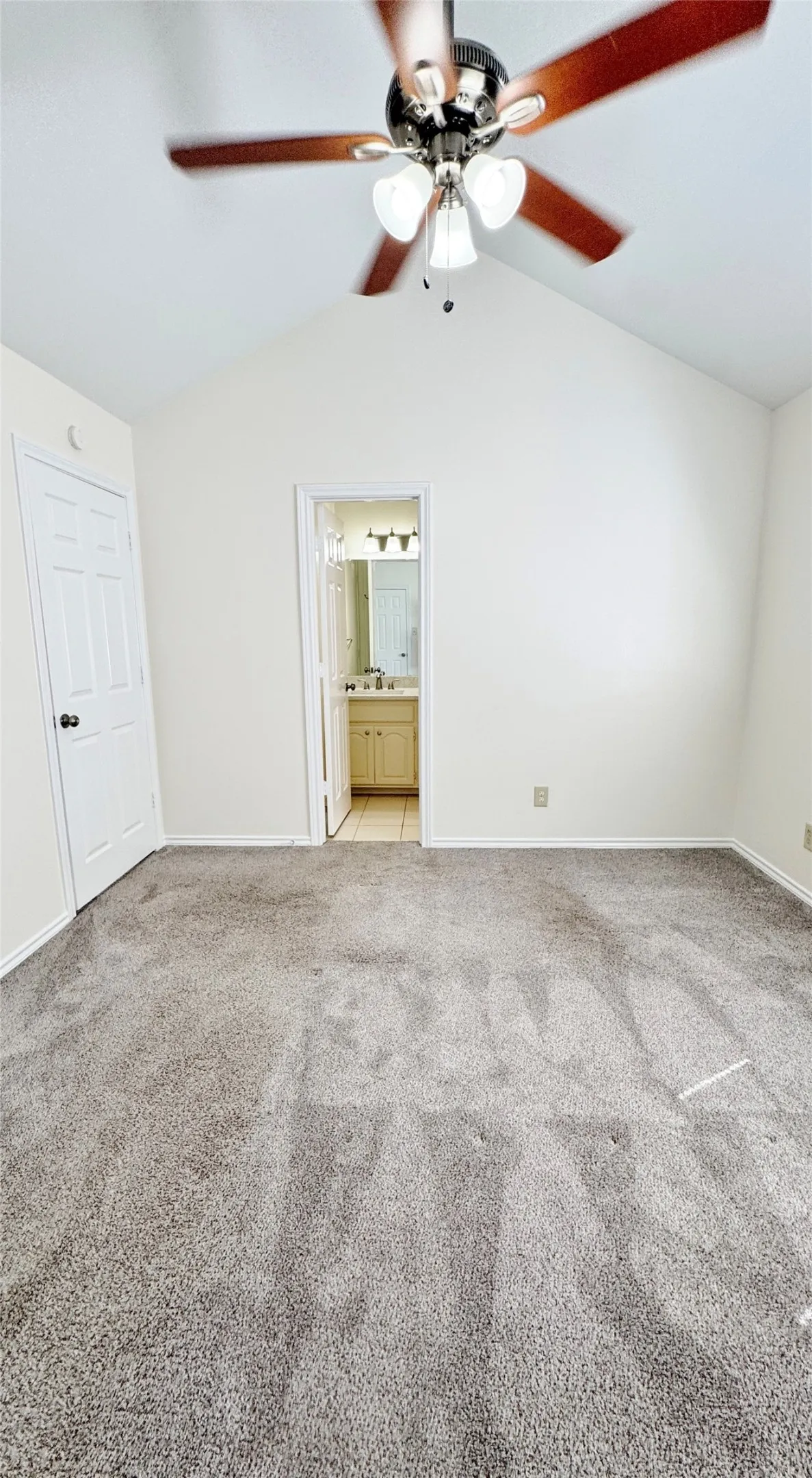 Apartment For Rent in Dallas County , 4141 Hyer Street D, University Park, Texas 75205, 2 Bedroom, 3 Bathroom, Garage spaces, 1,250 Sqft, built in 1985, mls#21388991, Real Estate Agent in University Park, Homes For Rent in Dallas county, Homes For Rent in University Park, Realtor in University Park Texas, Real Estate Brokerage Independent Realty Texas, Luminita Cordes Realtor