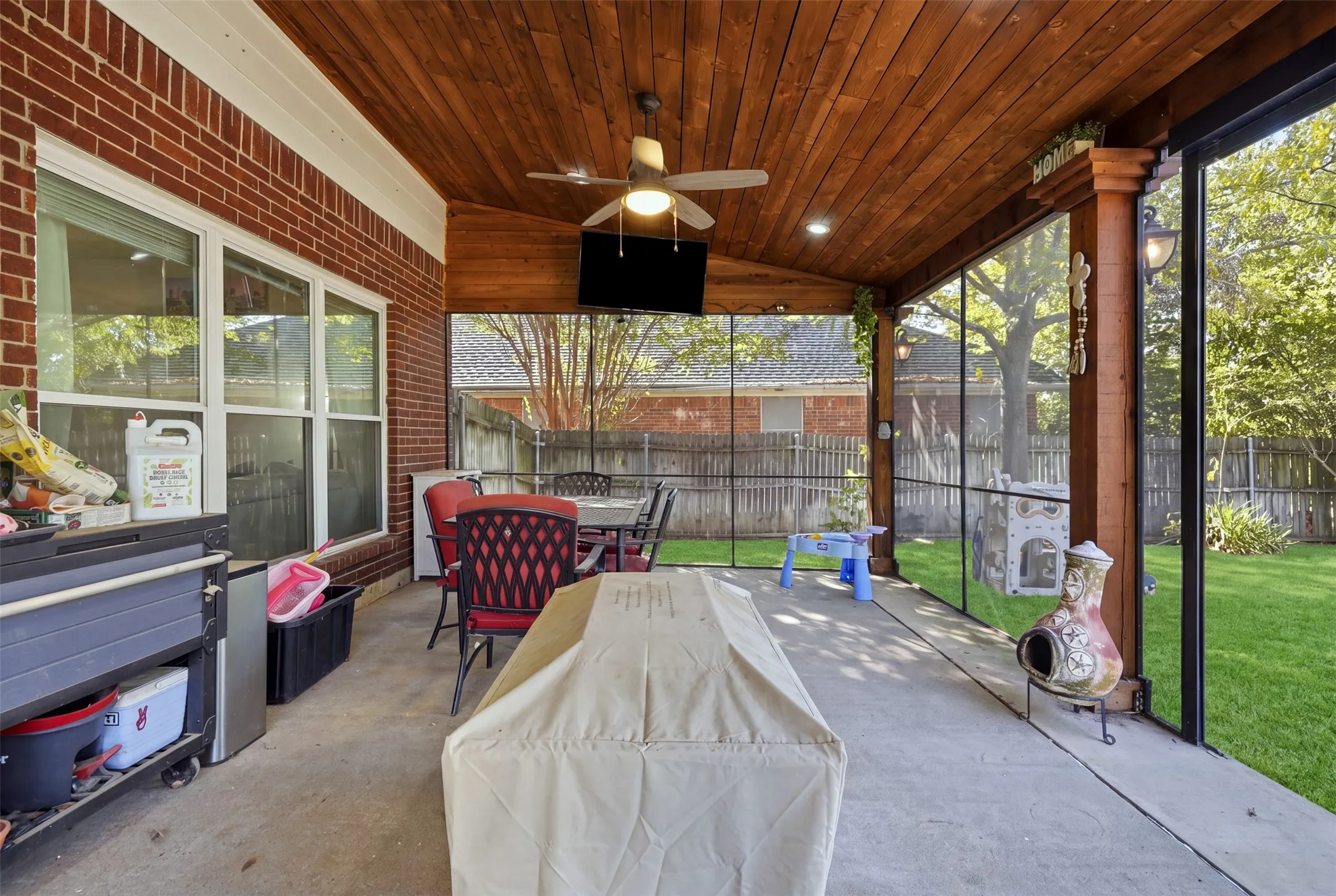 Single Family Residence For Rent in Tarrant County , 4532 Pebble Stone Drive, Fort Worth, Texas 76123, 4 Bedroom, 3 Bathroom, 2 Garage spaces, 2,538 Sqft, built in 2001, mls#21389030, Real Estate Agent in Fort Worth, Homes For Rent in Tarrant county, Homes For Rent in Fort Worth, Realtor in Fort Worth Texas, Real Estate Brokerage Independent Realty Texas, Luminita Cordes Realtor