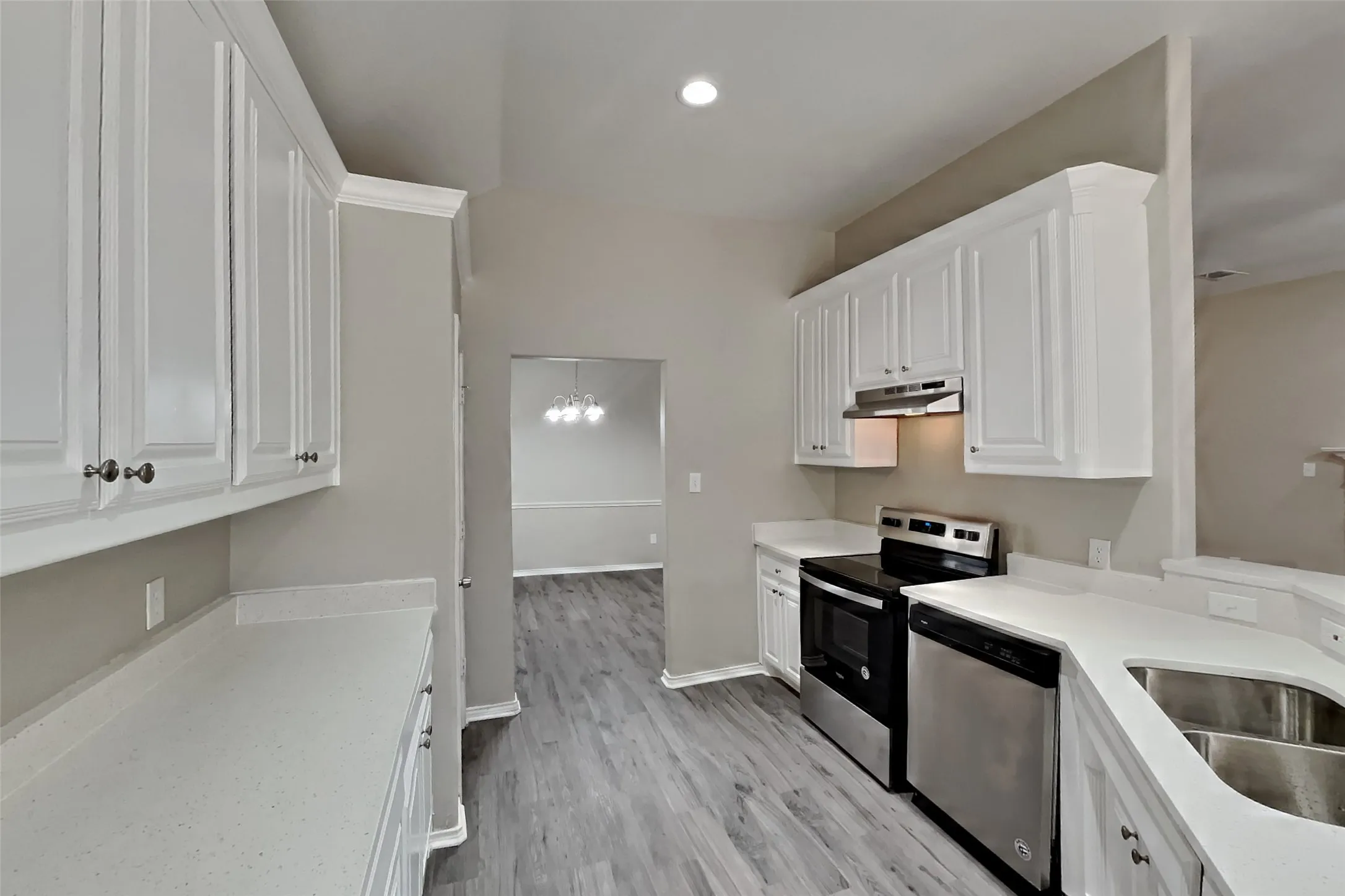 Single Family Residence For Rent in Tarrant County , 8725 Creede Trail, Fort Worth, Texas 76118, 4 Bedroom, 2 Bathroom, 2 Garage spaces, 1,974 Sqft, built in 1998, mls#21389210, Real Estate Agent in Fort Worth, Homes For Rent in Tarrant county, Homes For Rent in Fort Worth, Realtor in Fort Worth Texas, Real Estate Brokerage Independent Realty Texas, Luminita Cordes Realtor