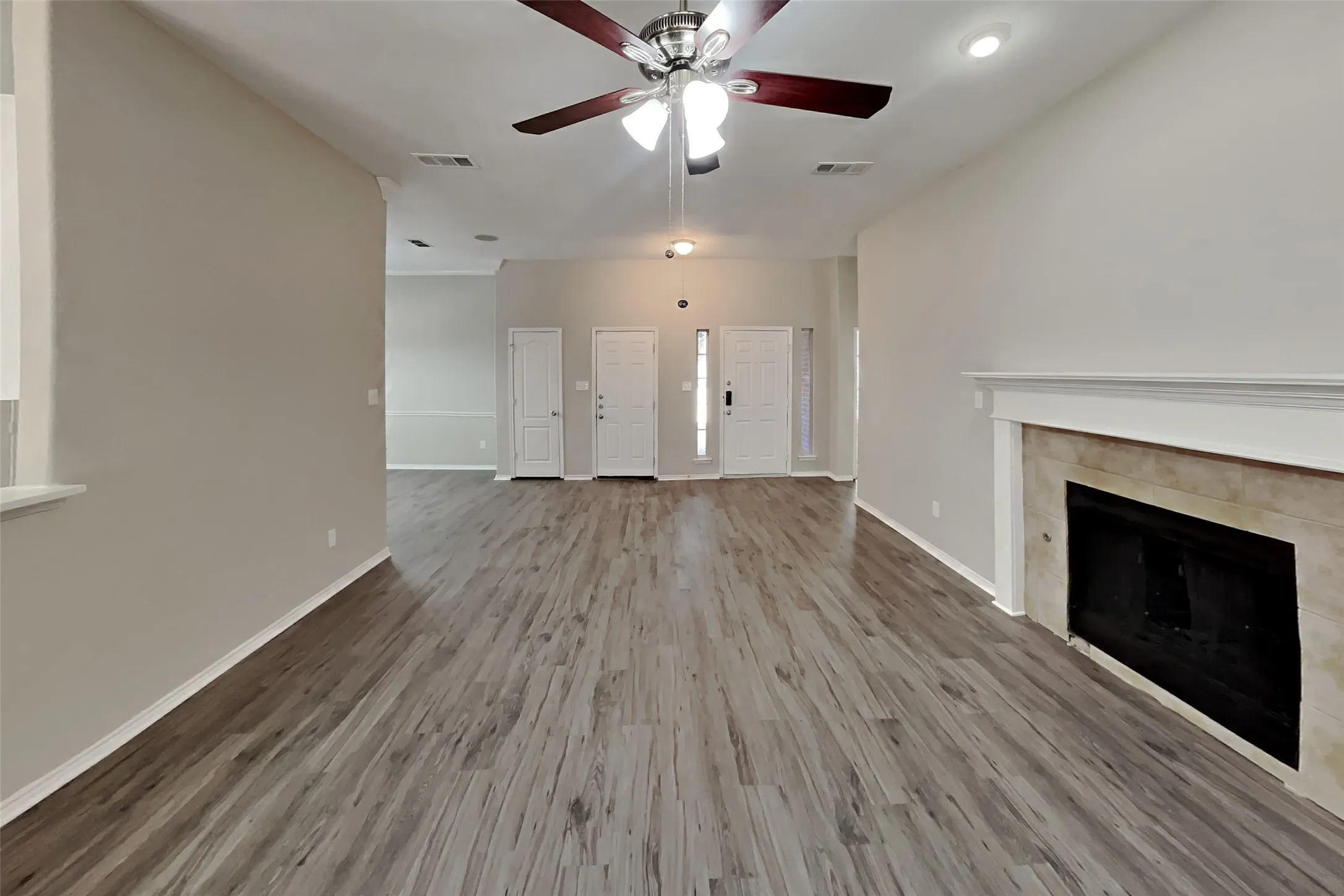 Single Family Residence For Rent in Tarrant County , 8725 Creede Trail, Fort Worth, Texas 76118, 4 Bedroom, 2 Bathroom, 2 Garage spaces, 1,974 Sqft, built in 1998, mls#21389210, Real Estate Agent in Fort Worth, Homes For Rent in Tarrant county, Homes For Rent in Fort Worth, Realtor in Fort Worth Texas, Real Estate Brokerage Independent Realty Texas, Luminita Cordes Realtor