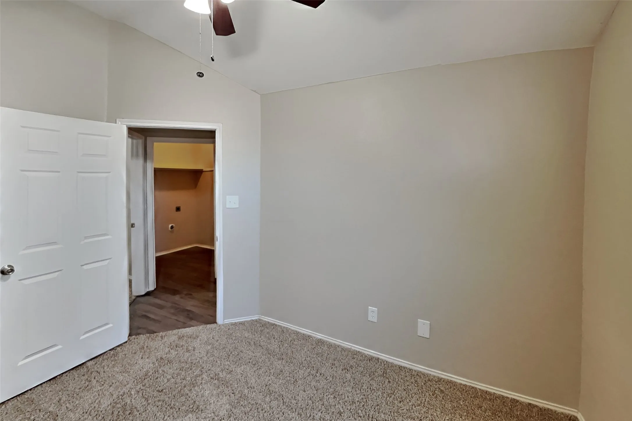 Single Family Residence For Rent in Tarrant County , 8725 Creede Trail, Fort Worth, Texas 76118, 4 Bedroom, 2 Bathroom, 2 Garage spaces, 1,974 Sqft, built in 1998, mls#21389210, Real Estate Agent in Fort Worth, Homes For Rent in Tarrant county, Homes For Rent in Fort Worth, Realtor in Fort Worth Texas, Real Estate Brokerage Independent Realty Texas, Luminita Cordes Realtor