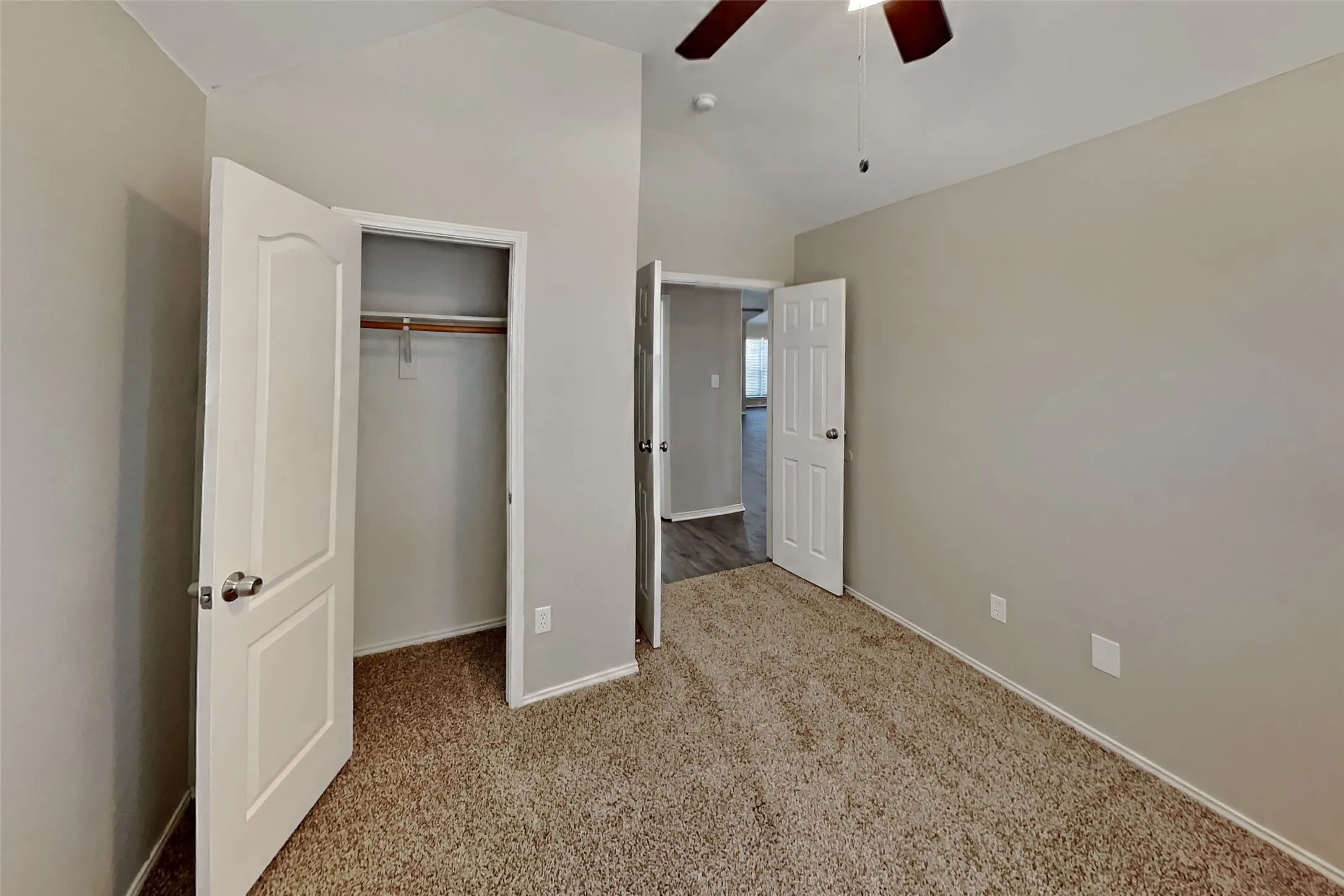 Single Family Residence For Rent in Tarrant County , 8725 Creede Trail, Fort Worth, Texas 76118, 4 Bedroom, 2 Bathroom, 2 Garage spaces, 1,974 Sqft, built in 1998, mls#21389210, Real Estate Agent in Fort Worth, Homes For Rent in Tarrant county, Homes For Rent in Fort Worth, Realtor in Fort Worth Texas, Real Estate Brokerage Independent Realty Texas, Luminita Cordes Realtor