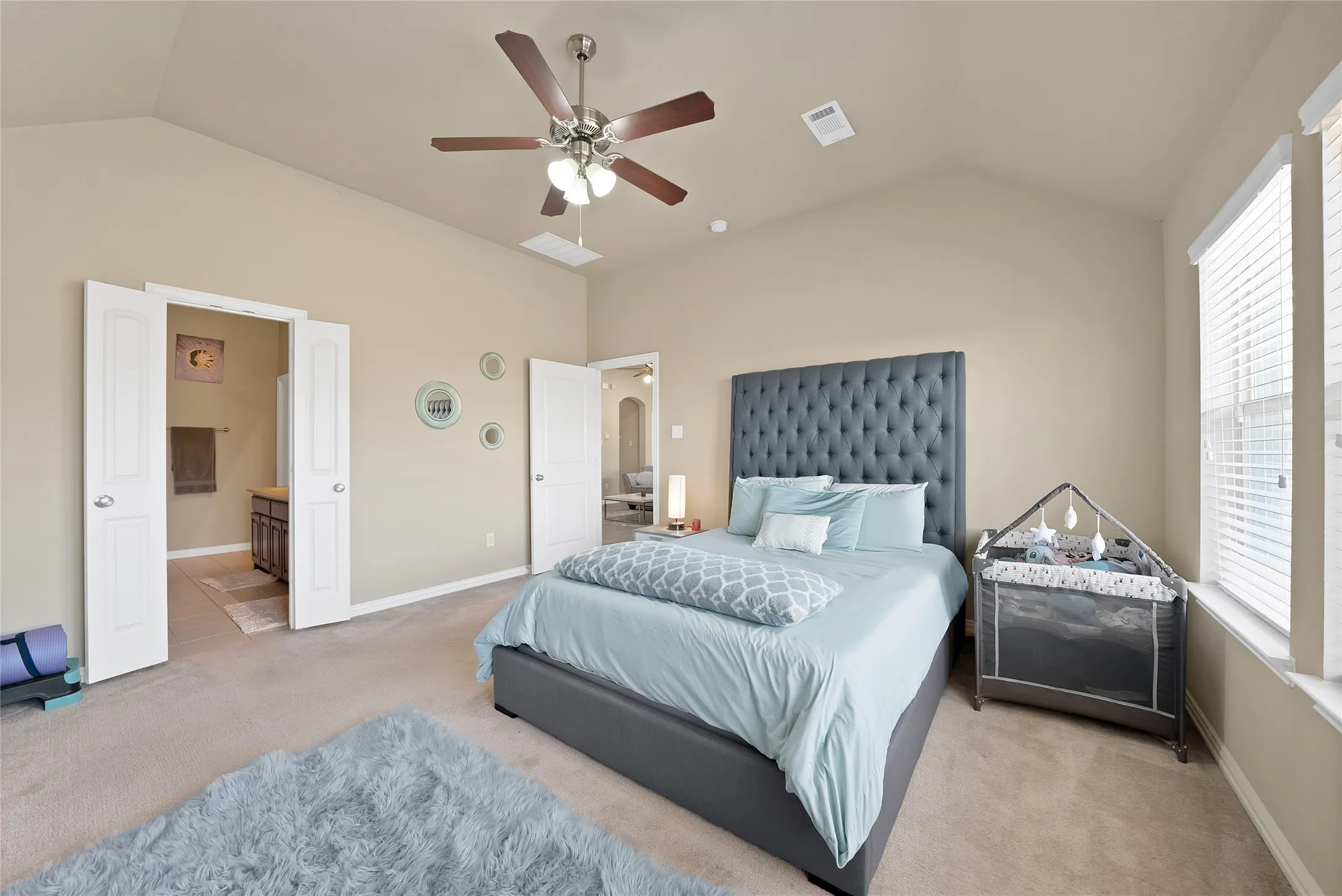 Single Family Residence For Sale in Kaufman County , 2029 Wellington Point, Heartland, Texas 75126, 3 Bedroom, 2 Bathroom, 2 Garage spaces, 1,730 Sqft, built in 2012, mls#21387197, Real Estate Agent in Heartland, Homes For Sale in Kaufman county, Homes For Sale in Heartland, Realtor in Heartland Texas, Real Estate Brokerage Independent Realty Texas, Luminita Cordes Realtor
