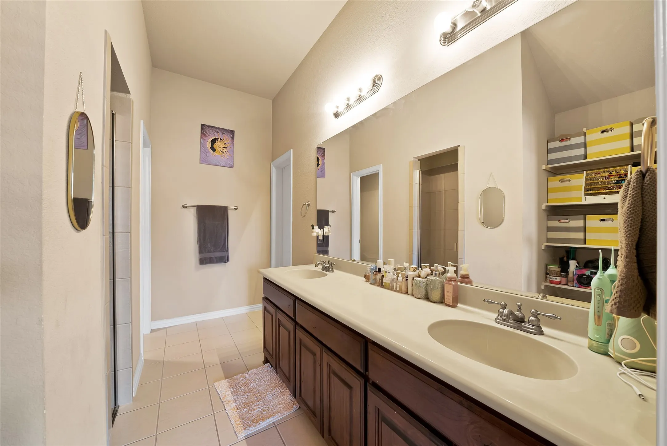 Single Family Residence For Sale in Kaufman County , 2029 Wellington Point, Heartland, Texas 75126, 3 Bedroom, 2 Bathroom, 2 Garage spaces, 1,730 Sqft, built in 2012, mls#21387197, Real Estate Agent in Heartland, Homes For Sale in Kaufman county, Homes For Sale in Heartland, Realtor in Heartland Texas, Real Estate Brokerage Independent Realty Texas, Luminita Cordes Realtor
