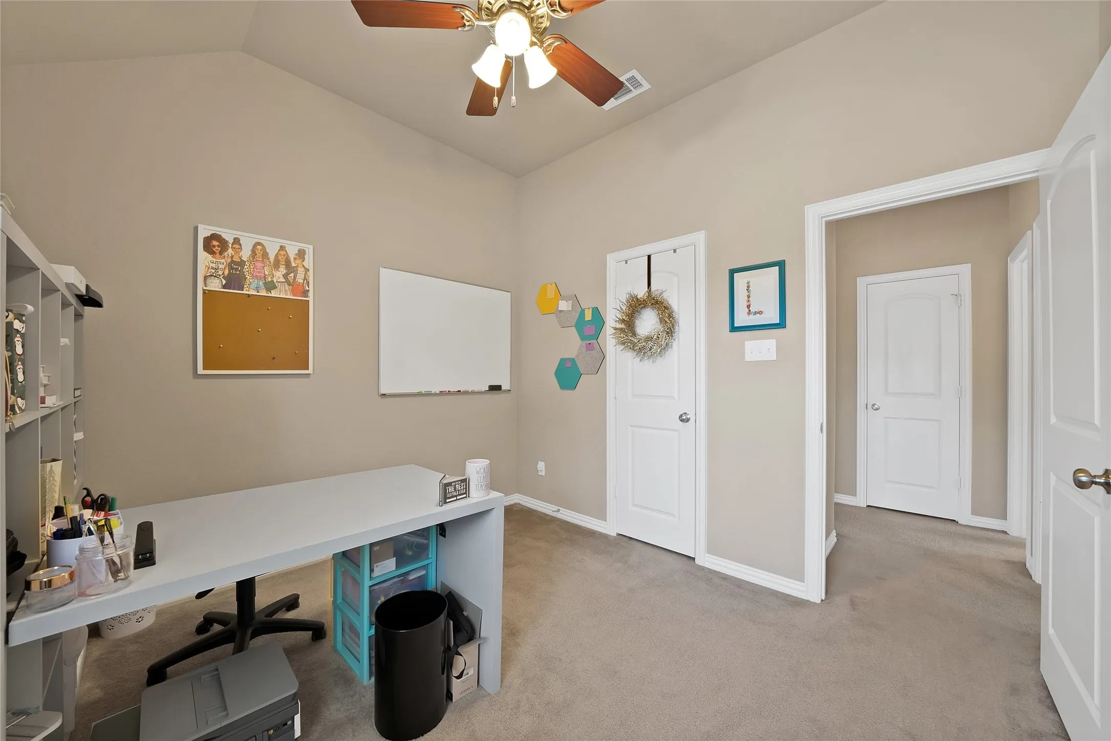 Single Family Residence For Sale in Kaufman County , 2029 Wellington Point, Heartland, Texas 75126, 3 Bedroom, 2 Bathroom, 2 Garage spaces, 1,730 Sqft, built in 2012, mls#21387197, Real Estate Agent in Heartland, Homes For Sale in Kaufman county, Homes For Sale in Heartland, Realtor in Heartland Texas, Real Estate Brokerage Independent Realty Texas, Luminita Cordes Realtor