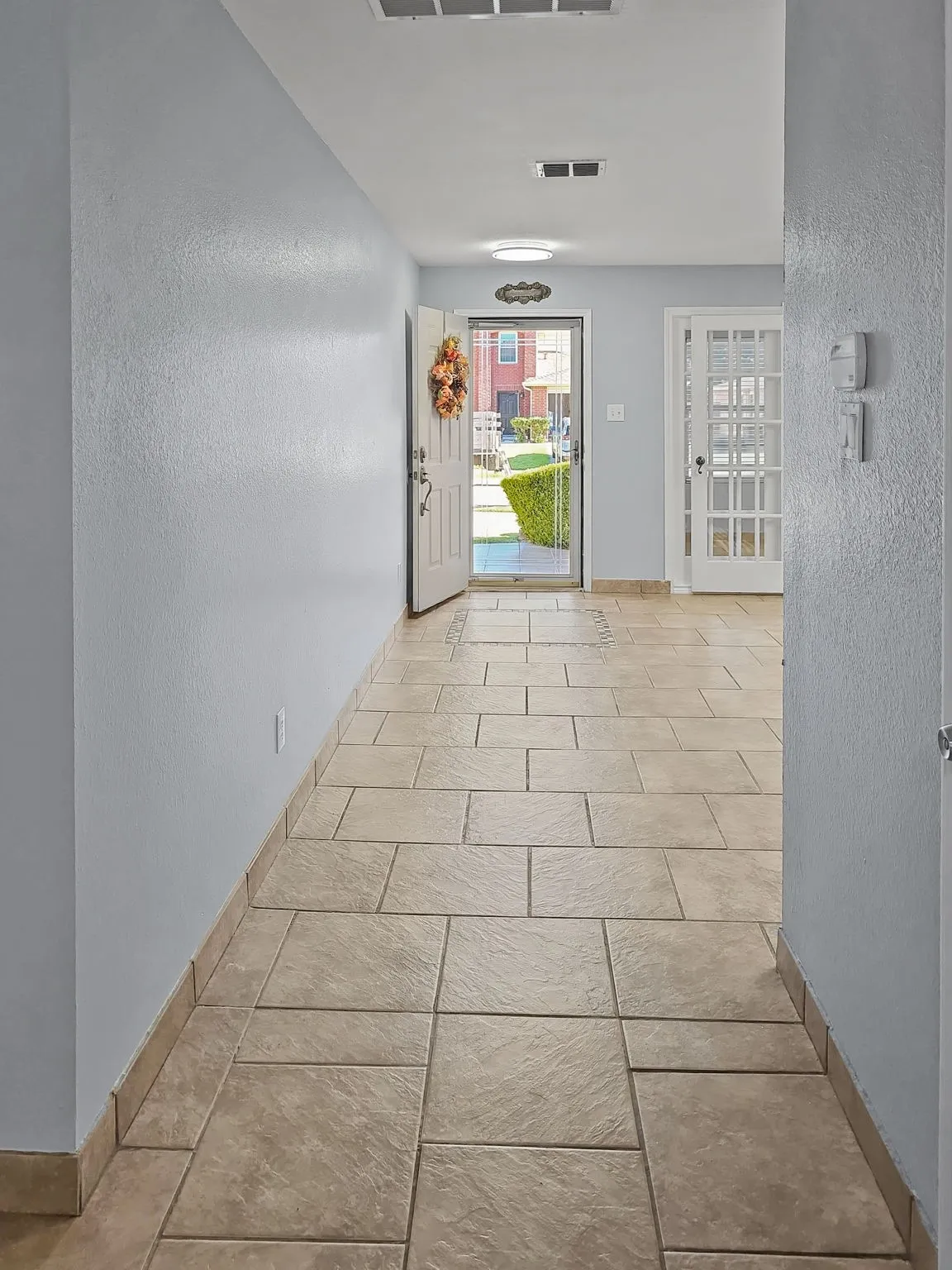 Single Family Residence For Rent in Collin County , 4602 Green Meadow Drive, Mc Kinney, Texas 75070, 4 Bedroom, 3 Bathroom, 2 Garage spaces, 2,703 Sqft, built in 1999, mls#21386537, Real Estate Agent in Mc Kinney, Homes For Rent in Collin county, Homes For Rent in Mc Kinney, Realtor in Mc Kinney Texas, Real Estate Brokerage Independent Realty Texas, Luminita Cordes Realtor