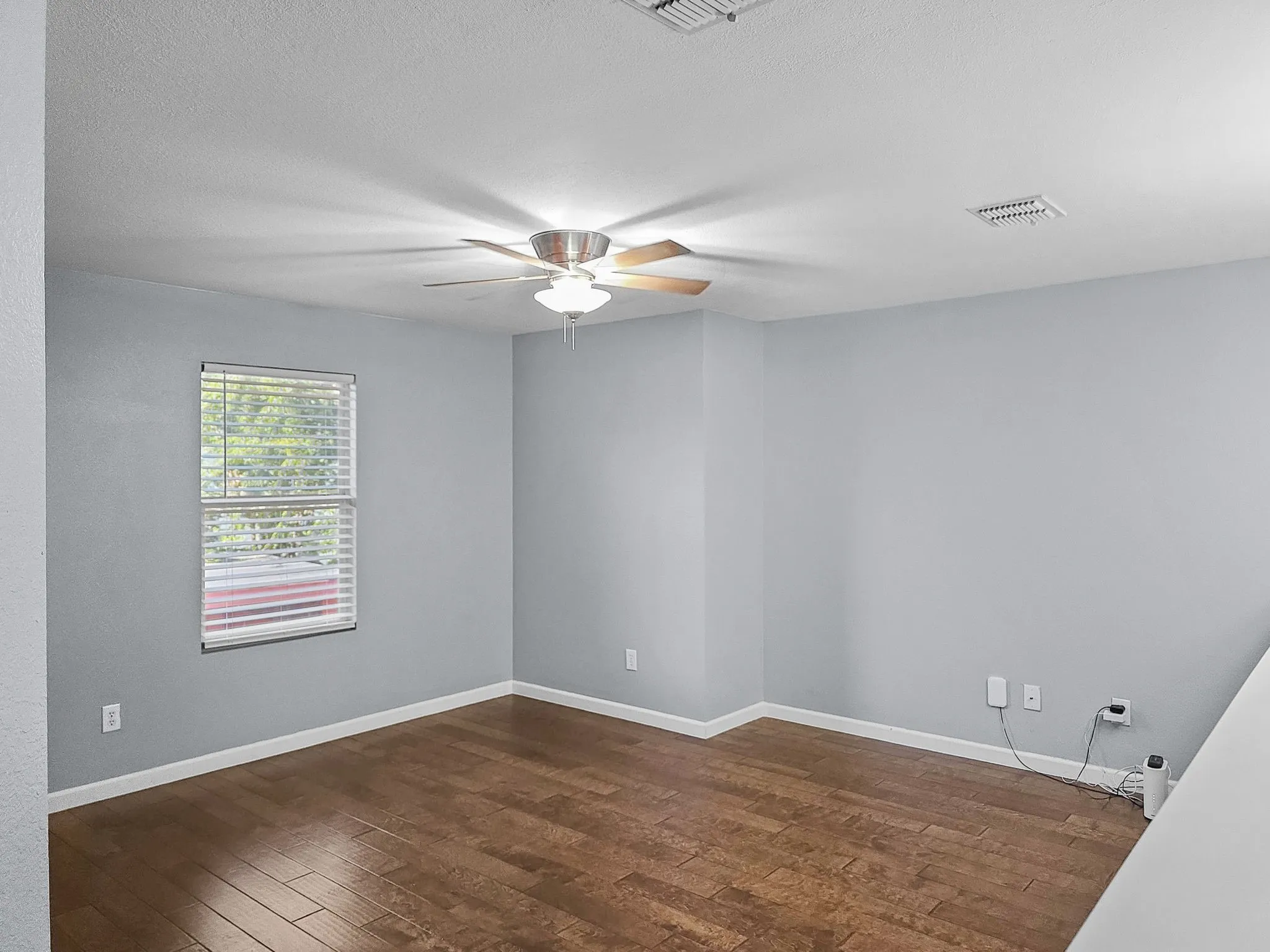 Single Family Residence For Rent in Collin County , 4602 Green Meadow Drive, Mc Kinney, Texas 75070, 4 Bedroom, 3 Bathroom, 2 Garage spaces, 2,703 Sqft, built in 1999, mls#21386537, Real Estate Agent in Mc Kinney, Homes For Rent in Collin county, Homes For Rent in Mc Kinney, Realtor in Mc Kinney Texas, Real Estate Brokerage Independent Realty Texas, Luminita Cordes Realtor