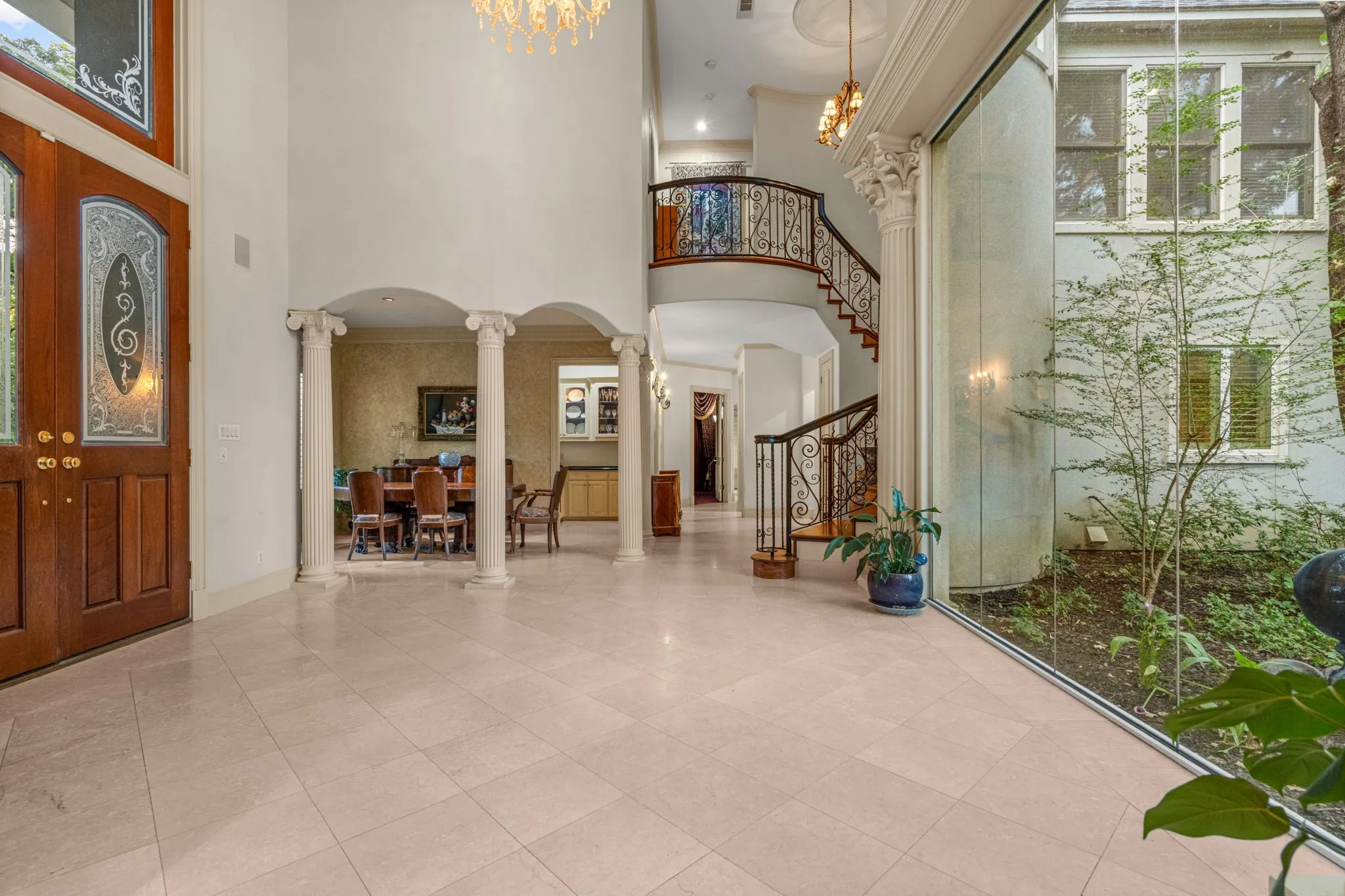 Single Family Residence For Sale in Tarrant County , 32 Wyck Hill Lane, Westlake, Texas 76262, 5 Bedroom, 7 Bathroom, 4 Garage spaces, 6,833 Sqft, built in 1998, mls#21389209, Real Estate Agent in Westlake, Homes For Sale in Tarrant county, Homes For Sale in Westlake, Realtor in Westlake Texas, Real Estate Brokerage Independent Realty Texas, Luminita Cordes Realtor