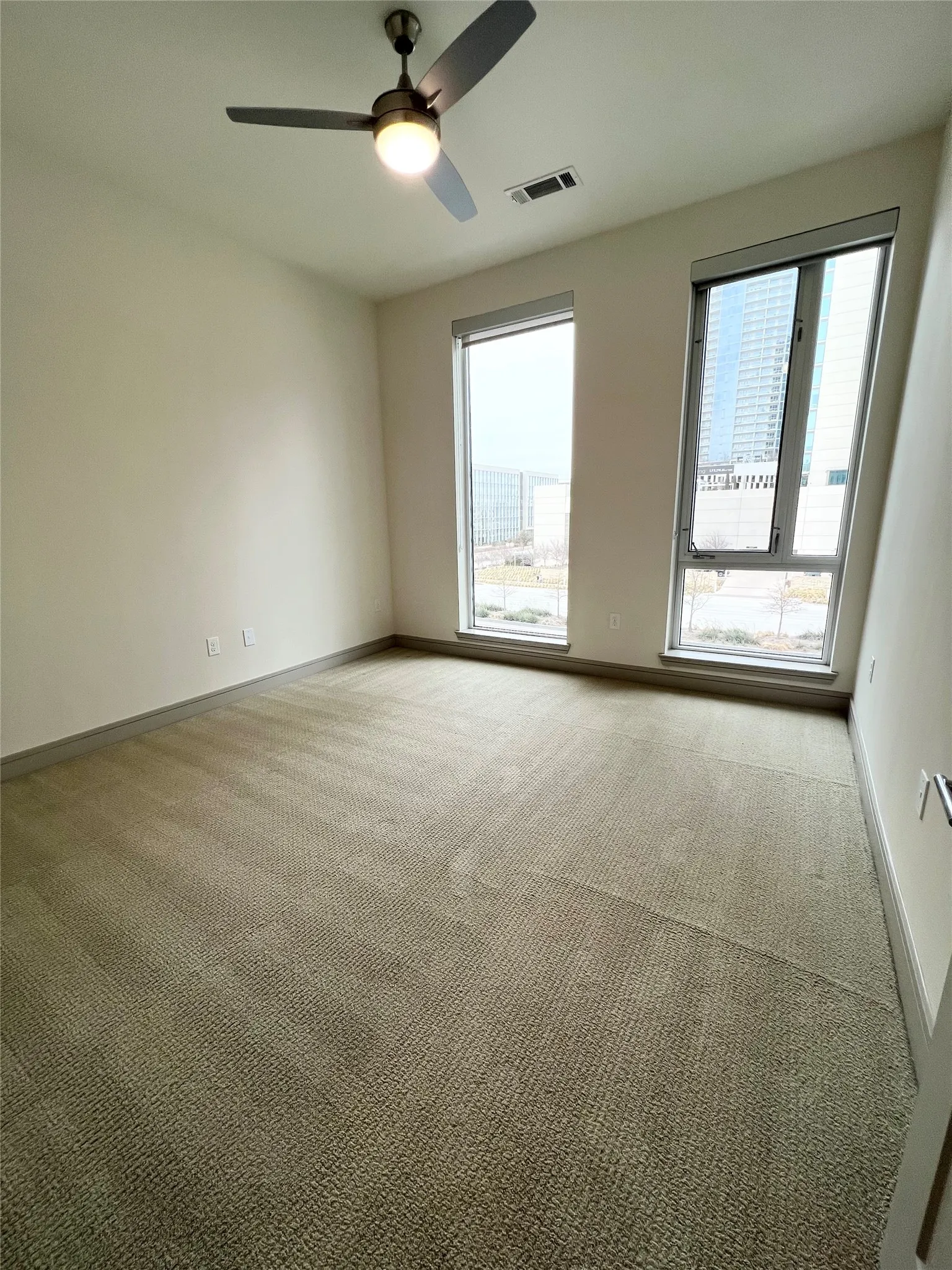 Apartment For Rent in Collin County , 7850 Communications Parkway 1323, Plano, Texas 75024, 1 Bedroom, 2 Bathroom, 2 Garage spaces, 900 Sqft, built in 2019, mls#21389223, Real Estate Agent in Plano, Homes For Rent in Collin county, Homes For Rent in Plano, Realtor in Plano Texas, Real Estate Brokerage Independent Realty Texas, Luminita Cordes Realtor