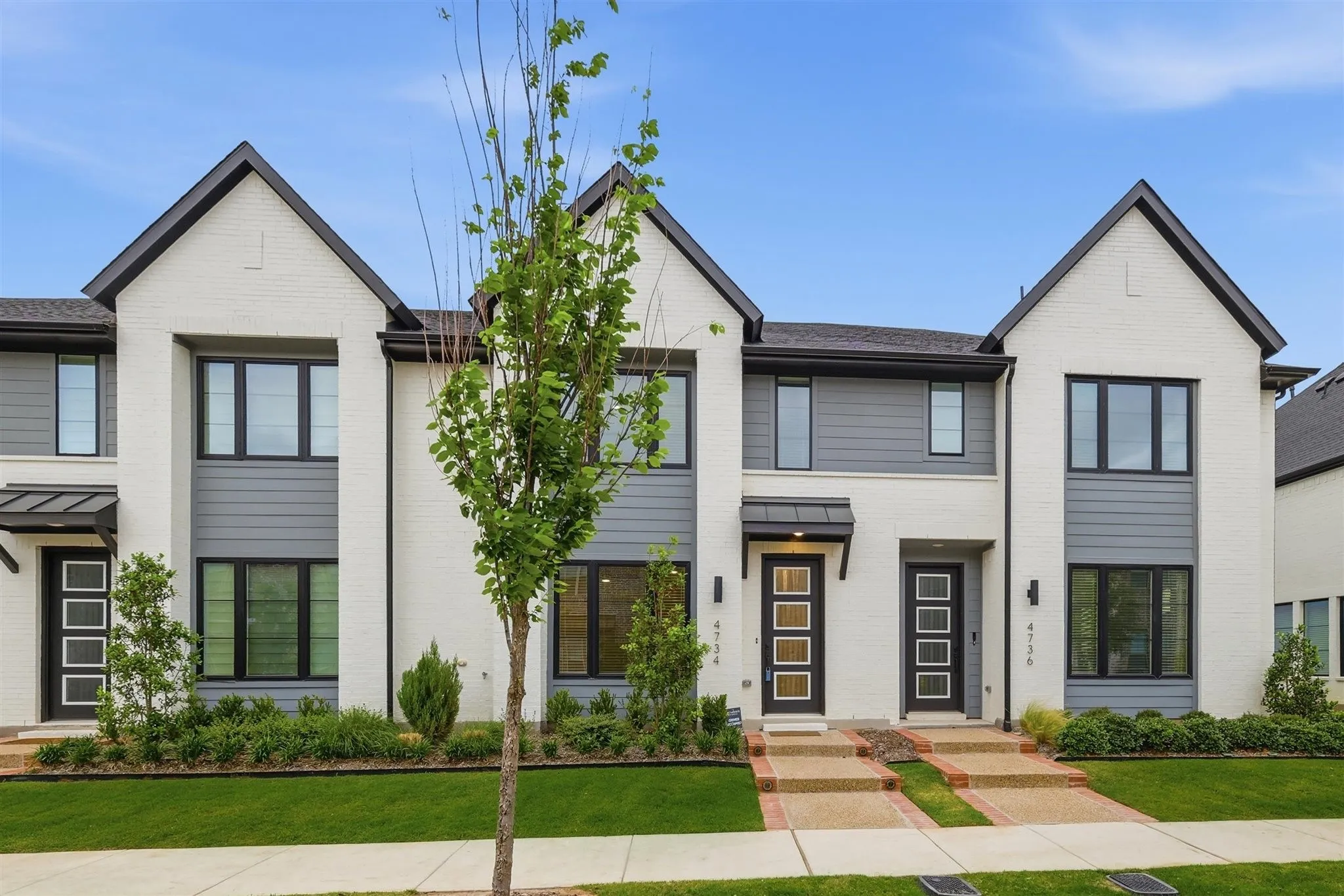 Townhouse For Sale in Tarrant County , 4734 Smokey Quartz Lane, Arlington, Texas 76005, 3 Bedroom, 3 Bathroom, 2 Garage spaces, 1,688 Sqft, built in 2024, mls#21389224, Real Estate Agent in Arlington, Homes For Sale in Tarrant county, Homes For Sale in Arlington, Realtor in Arlington Texas, Real Estate Brokerage Independent Realty Texas, Luminita Cordes Realtor