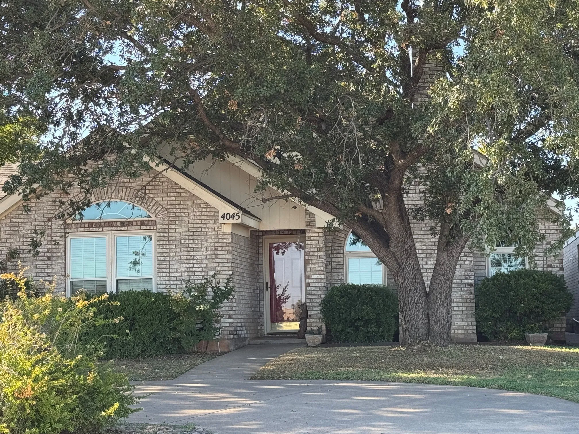 Townhouse For Sale