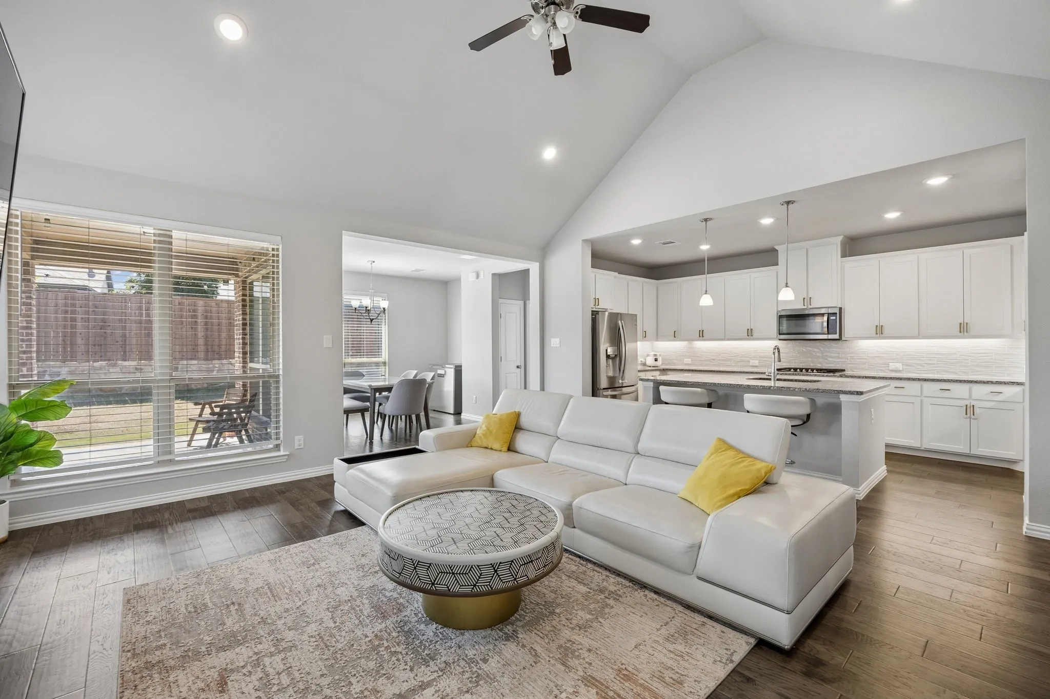 Single Family Residence For Sale in Denton County , 1421 Buttonbush Circle, Northlake, Texas 76226, 4 Bedroom, 3 Bathroom, 2 Garage spaces, 2,397 Sqft, built in 2020, mls#21387760, Real Estate Agent in Northlake, Homes For Sale in Denton county, Homes For Sale in Northlake, Realtor in Northlake Texas, Real Estate Brokerage Independent Realty Texas, Luminita Cordes Realtor