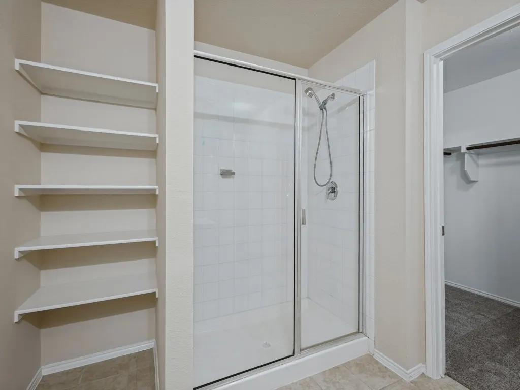Single Family Residence For Sale in Collin County , 1201 Jasper Crossing, Princeton, Texas 75407, 5 Bedroom, 4 Bathroom, 2 Garage spaces, 2,338 Sqft, built in 2017, mls#21386801, Real Estate Agent in Princeton, Homes For Sale in Collin county, Homes For Sale in Princeton, Realtor in Princeton Texas, Real Estate Brokerage Independent Realty Texas, Luminita Cordes Realtor