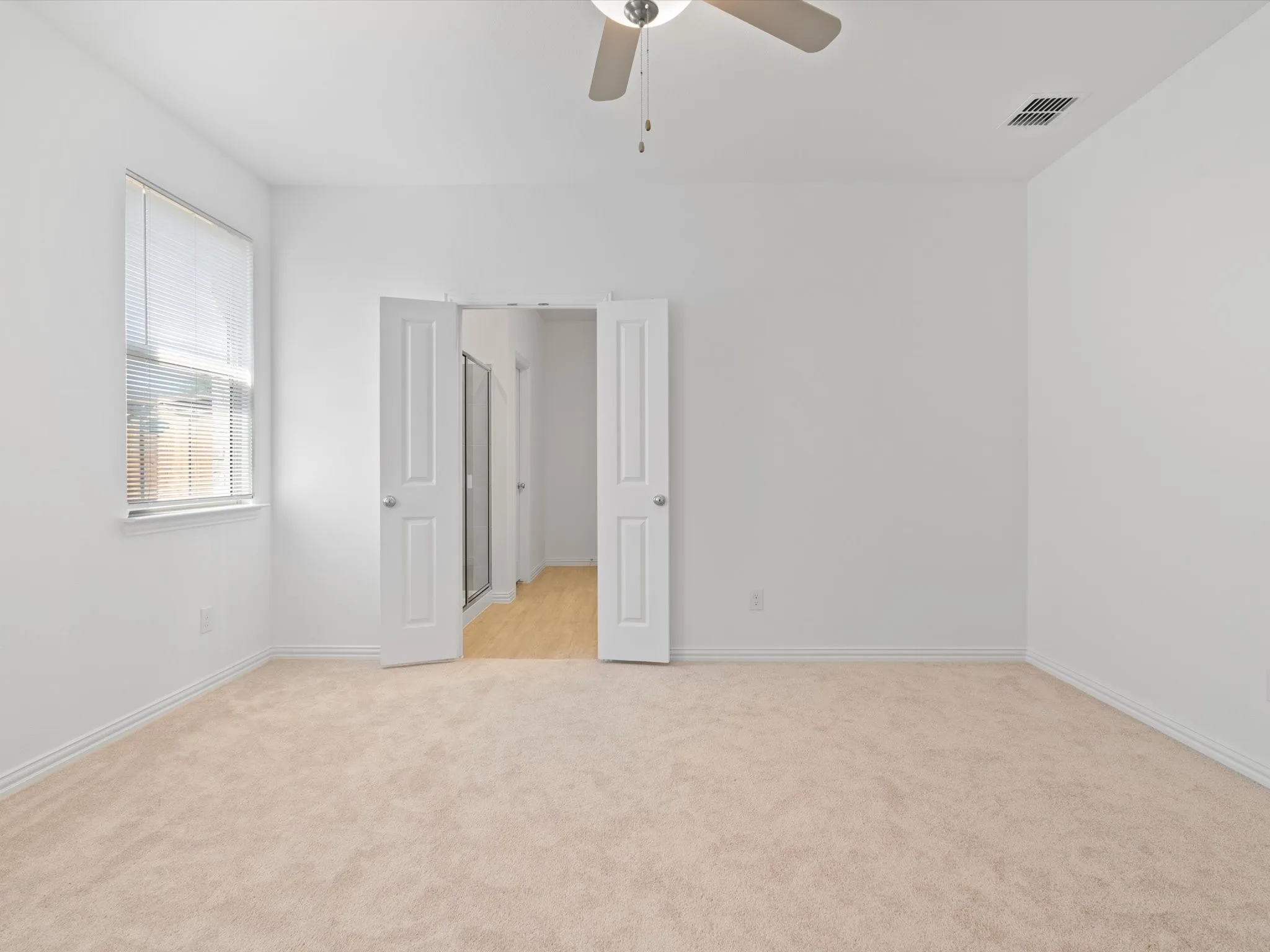 Single Family Residence For Rent in Denton County , 3017 Kaufman Court, Little Elm, Texas 75068, 4 Bedroom, 2 Bathroom, 2 Garage spaces, 1,996 Sqft, built in 2024, mls#21382968, Real Estate Agent in Little Elm, Homes For Rent in Denton county, Homes For Rent in Little Elm, Realtor in Little Elm Texas, Real Estate Brokerage Independent Realty Texas, Luminita Cordes Realtor