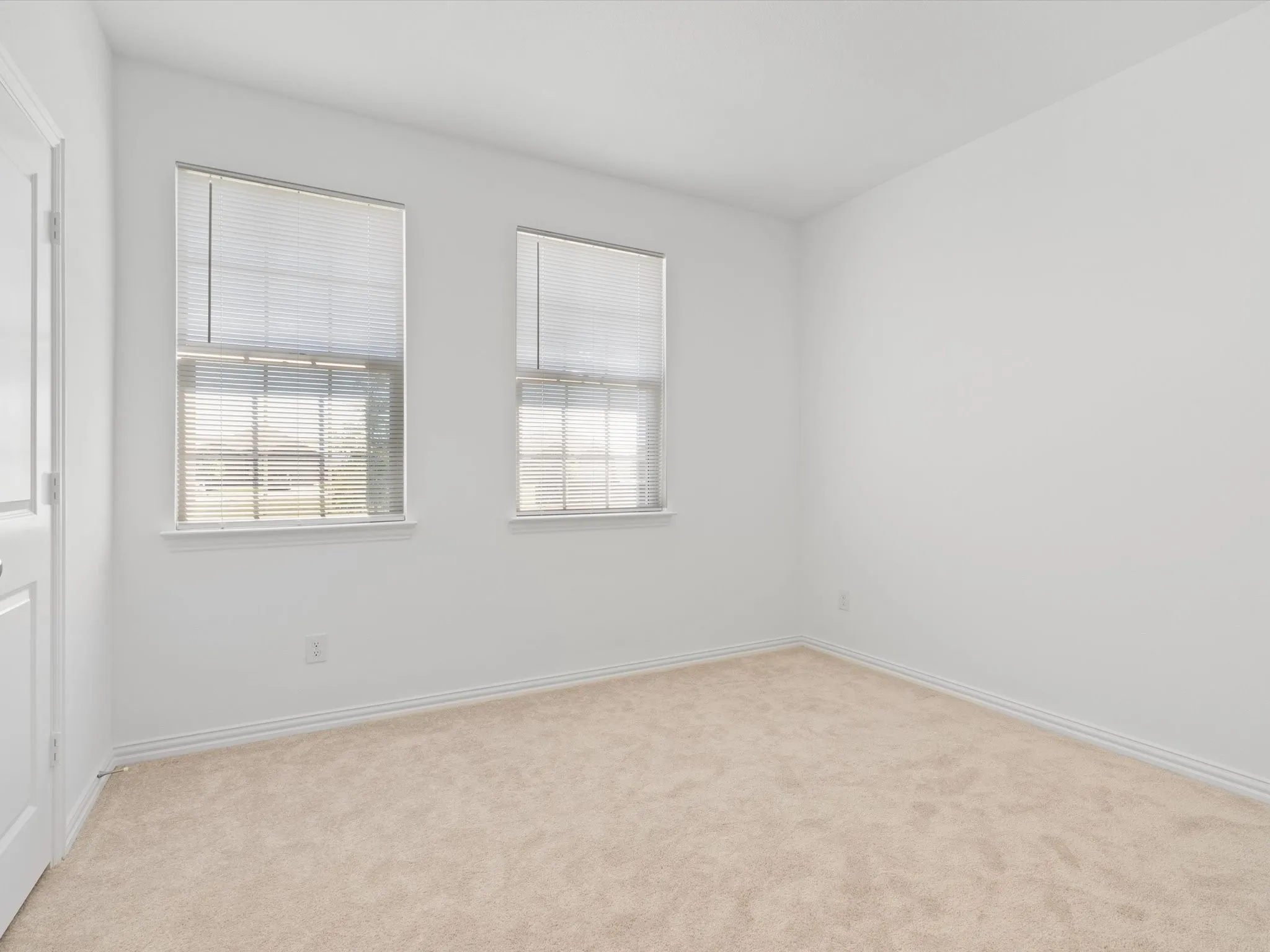 Single Family Residence For Rent in Denton County , 3017 Kaufman Court, Little Elm, Texas 75068, 4 Bedroom, 2 Bathroom, 2 Garage spaces, 1,996 Sqft, built in 2024, mls#21382968, Real Estate Agent in Little Elm, Homes For Rent in Denton county, Homes For Rent in Little Elm, Realtor in Little Elm Texas, Real Estate Brokerage Independent Realty Texas, Luminita Cordes Realtor