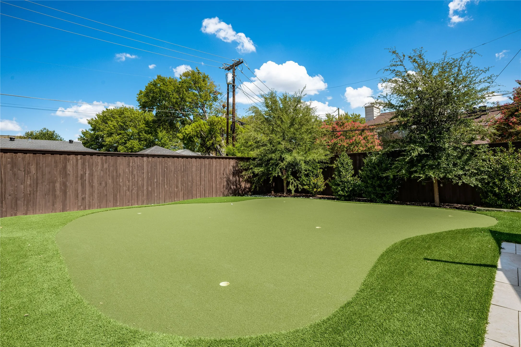 Single Family Residence For Sale in Dallas County , 7110 Robin Road, Dallas, Texas 75209, 4 Bedroom, 6 Bathroom, 3 Garage spaces, 6,939 Sqft, built in 2021, mls#21389179, Real Estate Agent in Dallas, Homes For Sale in Dallas county, Homes For Sale in Dallas, Realtor in Dallas Texas, Real Estate Brokerage Independent Realty Texas, Luminita Cordes Realtor