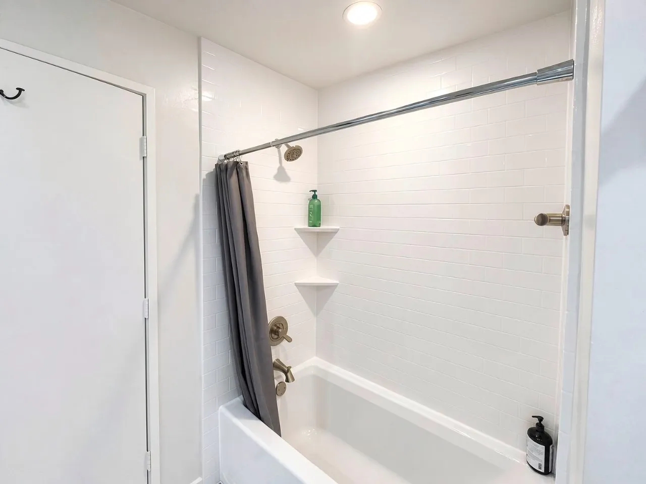 Condominium For Rent in Dallas County , 4122 Travis Street 9, Dallas, Texas 75204, 2 Bedroom, 2 Bathroom, Garage spaces, 1,338 Sqft, built in 1997, mls#21389233, Real Estate Agent in Dallas, Homes For Rent in Dallas county, Homes For Rent in Dallas, Realtor in Dallas Texas, Real Estate Brokerage Independent Realty Texas, Luminita Cordes Realtor