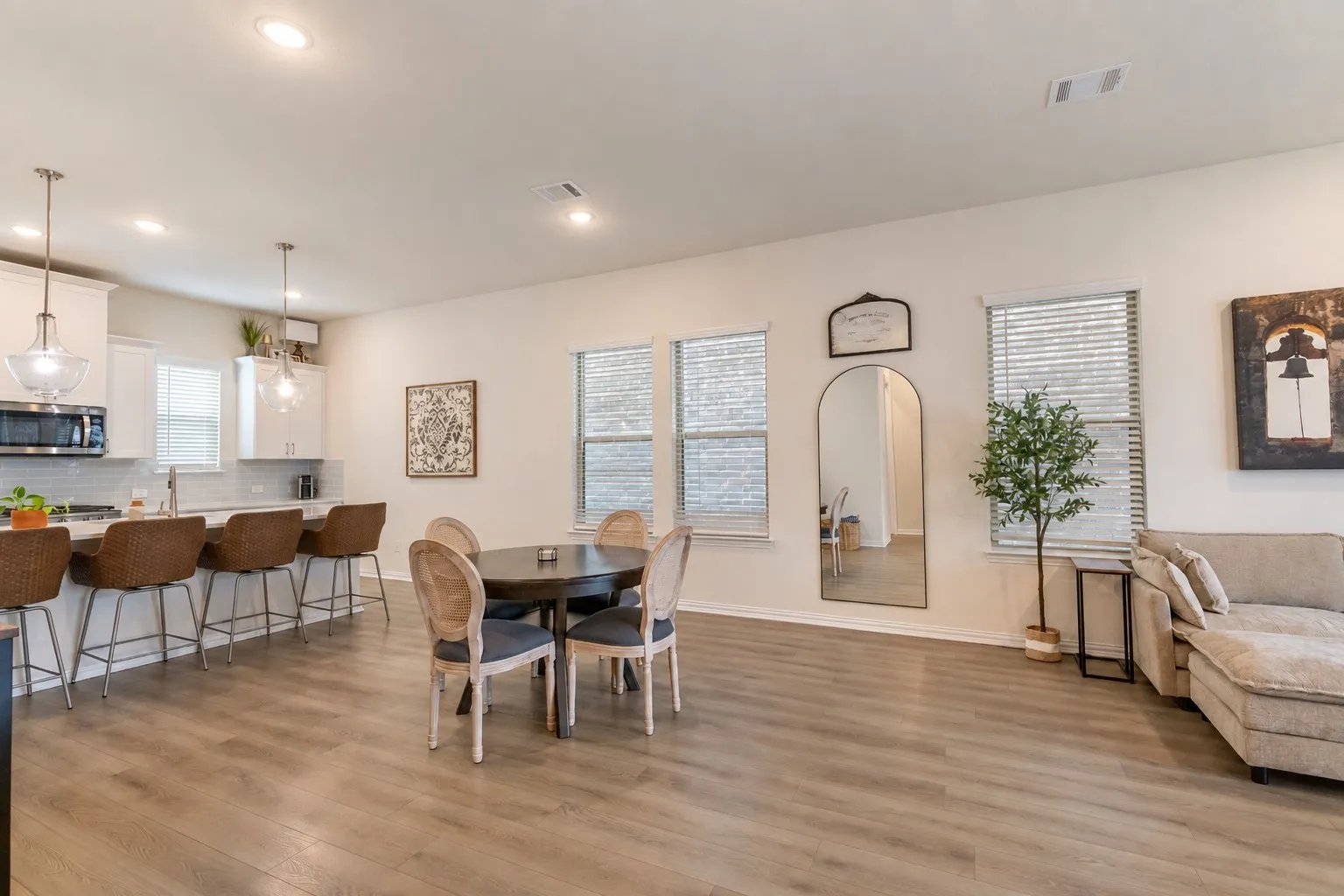 Single Family Residence For Sale in Tarrant County , 4533 Ward Street, North Richland Hills, Texas 76180, 4 Bedroom, 4 Bathroom, 2 Garage spaces, 2,228 Sqft, built in 2023, mls#21381296, Real Estate Agent in North Richland Hills, Homes For Sale in Tarrant county, Homes For Sale in North Richland Hills, Realtor in North Richland Hills Texas, Real Estate Brokerage Independent Realty Texas, Luminita Cordes Realtor