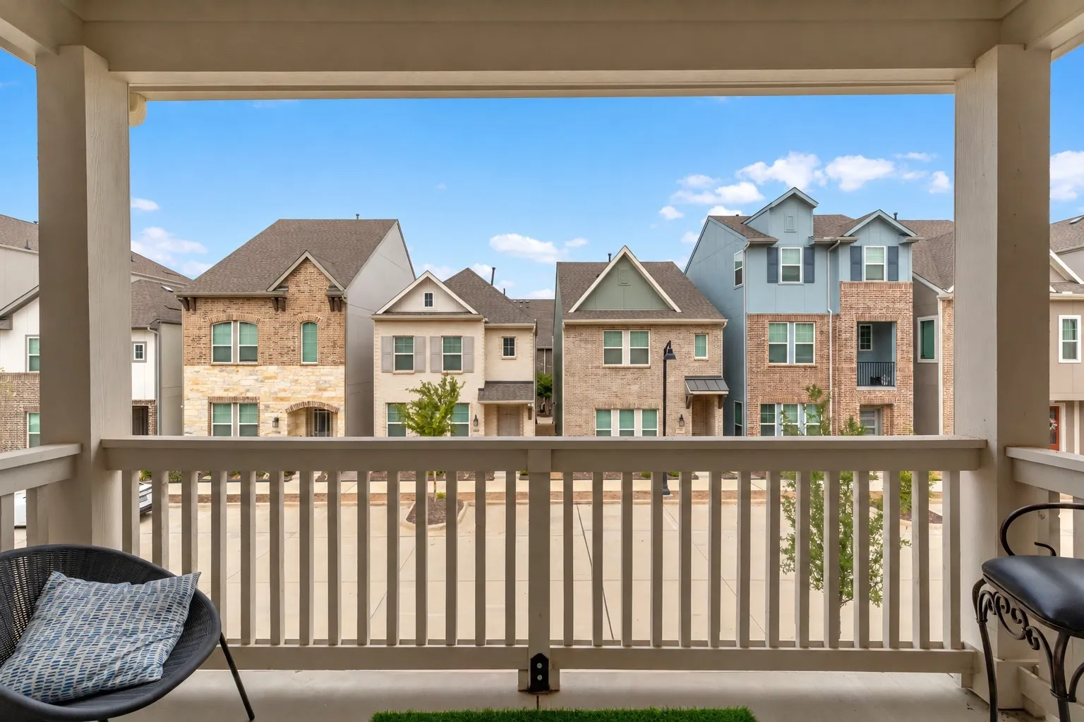 Single Family Residence For Sale in Tarrant County , 4533 Ward Street, North Richland Hills, Texas 76180, 4 Bedroom, 4 Bathroom, 2 Garage spaces, 2,228 Sqft, built in 2023, mls#21381296, Real Estate Agent in North Richland Hills, Homes For Sale in Tarrant county, Homes For Sale in North Richland Hills, Realtor in North Richland Hills Texas, Real Estate Brokerage Independent Realty Texas, Luminita Cordes Realtor