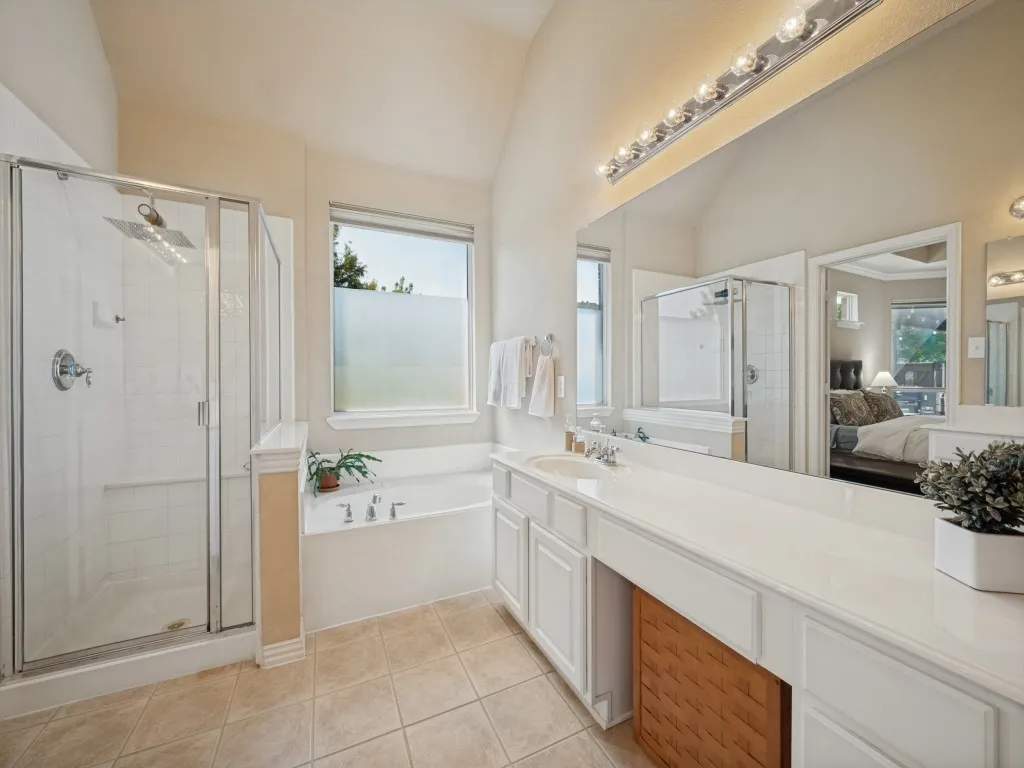 Single Family Residence For Sale in Denton County , 11003 Saguaro Street, Frisco, Texas 75033, 3 Bedroom, 3 Bathroom, 2 Garage spaces, 2,557 Sqft, built in 2003, mls#21387689, Real Estate Agent in Frisco, Homes For Sale in Denton county, Homes For Sale in Frisco, Realtor in Frisco Texas, Real Estate Brokerage Independent Realty Texas, Luminita Cordes Realtor