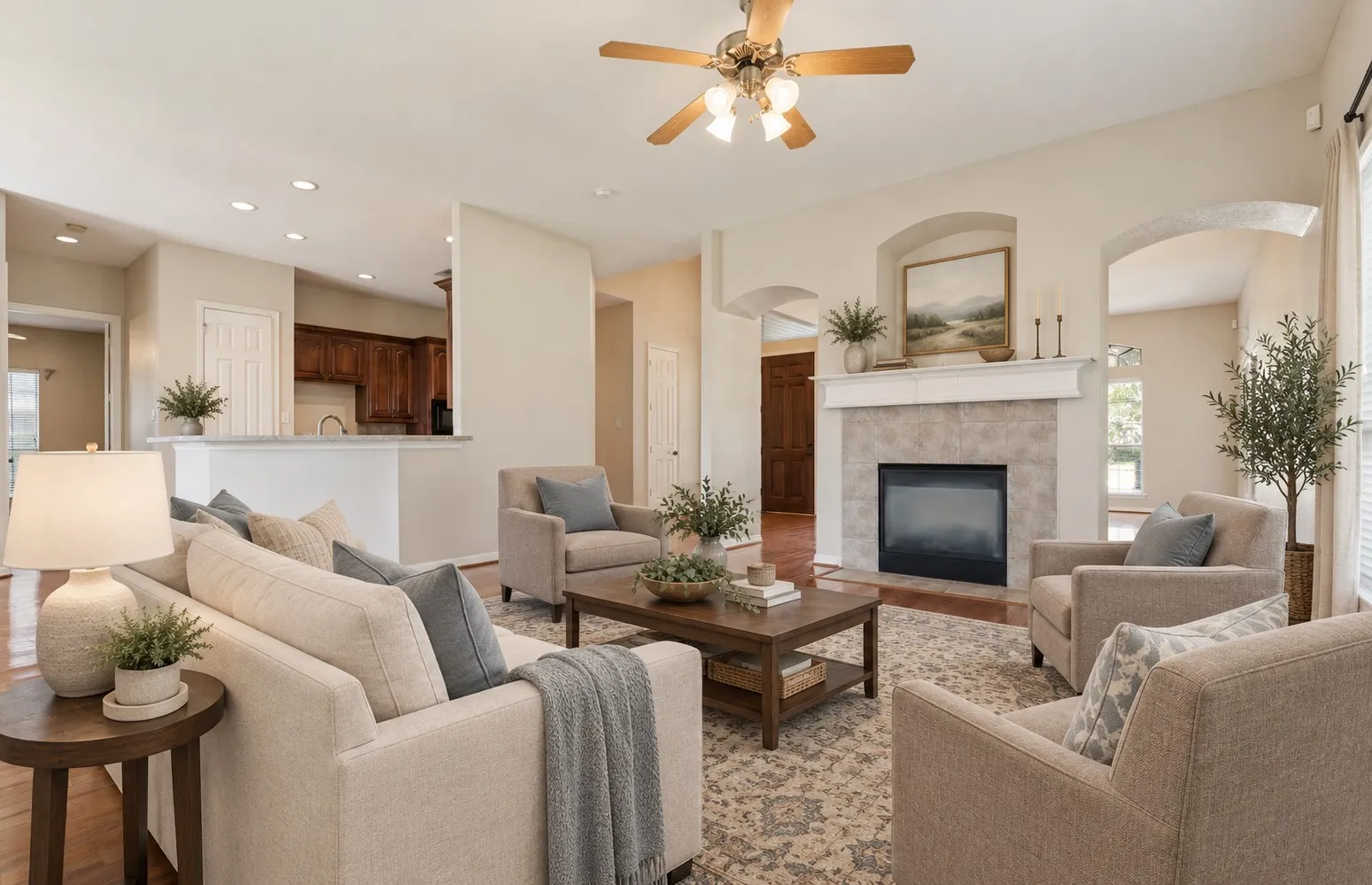 Single Family Residence For Rent in Dallas County , 1316 Leisure Lane, De Soto, Texas 75115, 3 Bedroom, 3 Bathroom, 2 Garage spaces, 2,217 Sqft, built in 2001, mls#21389236, Real Estate Agent in De Soto, Homes For Rent in Dallas county, Homes For Rent in De Soto, Realtor in De Soto Texas, Real Estate Brokerage Independent Realty Texas, Luminita Cordes Realtor
