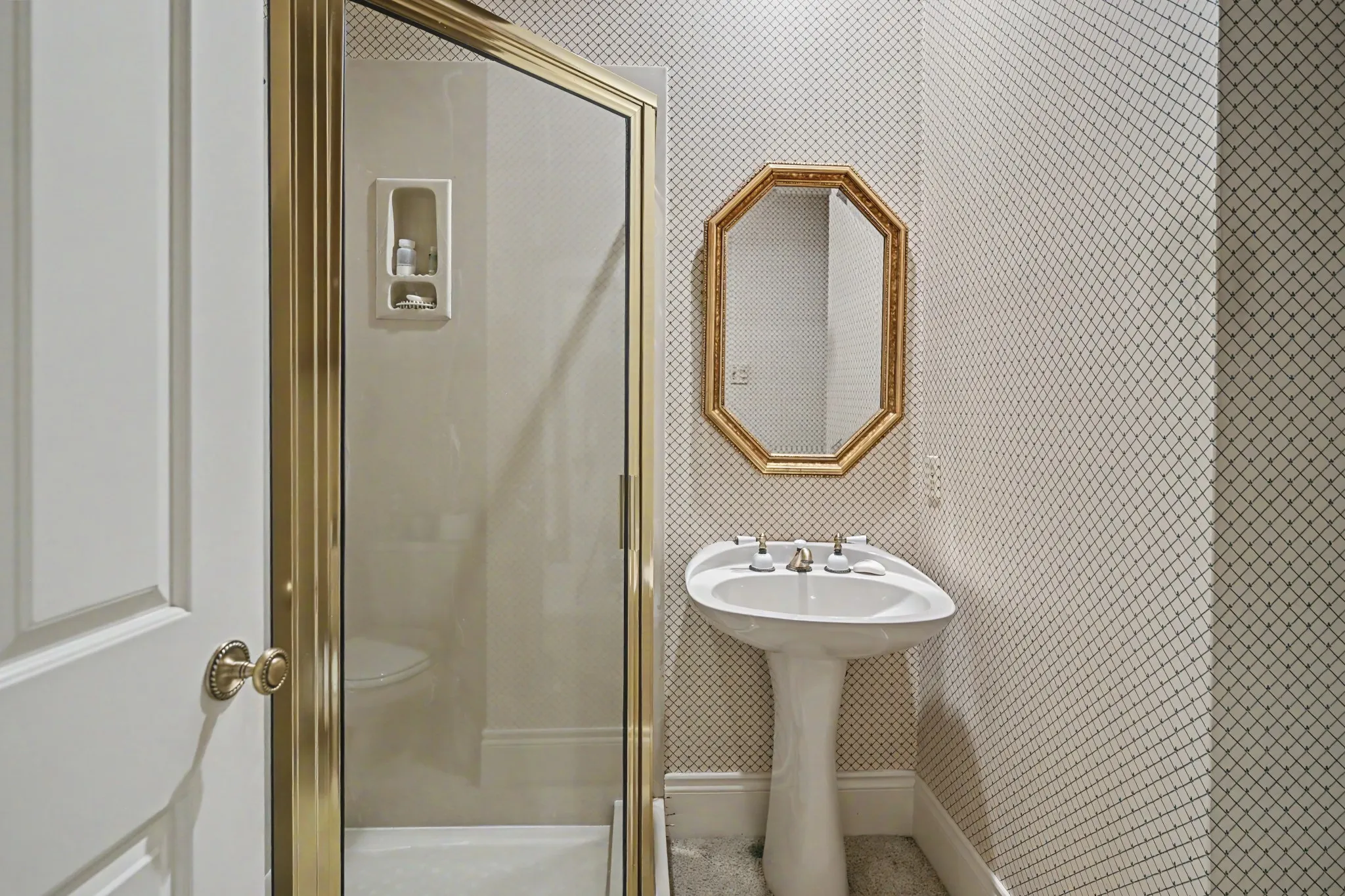 Bathroom 3 with shower