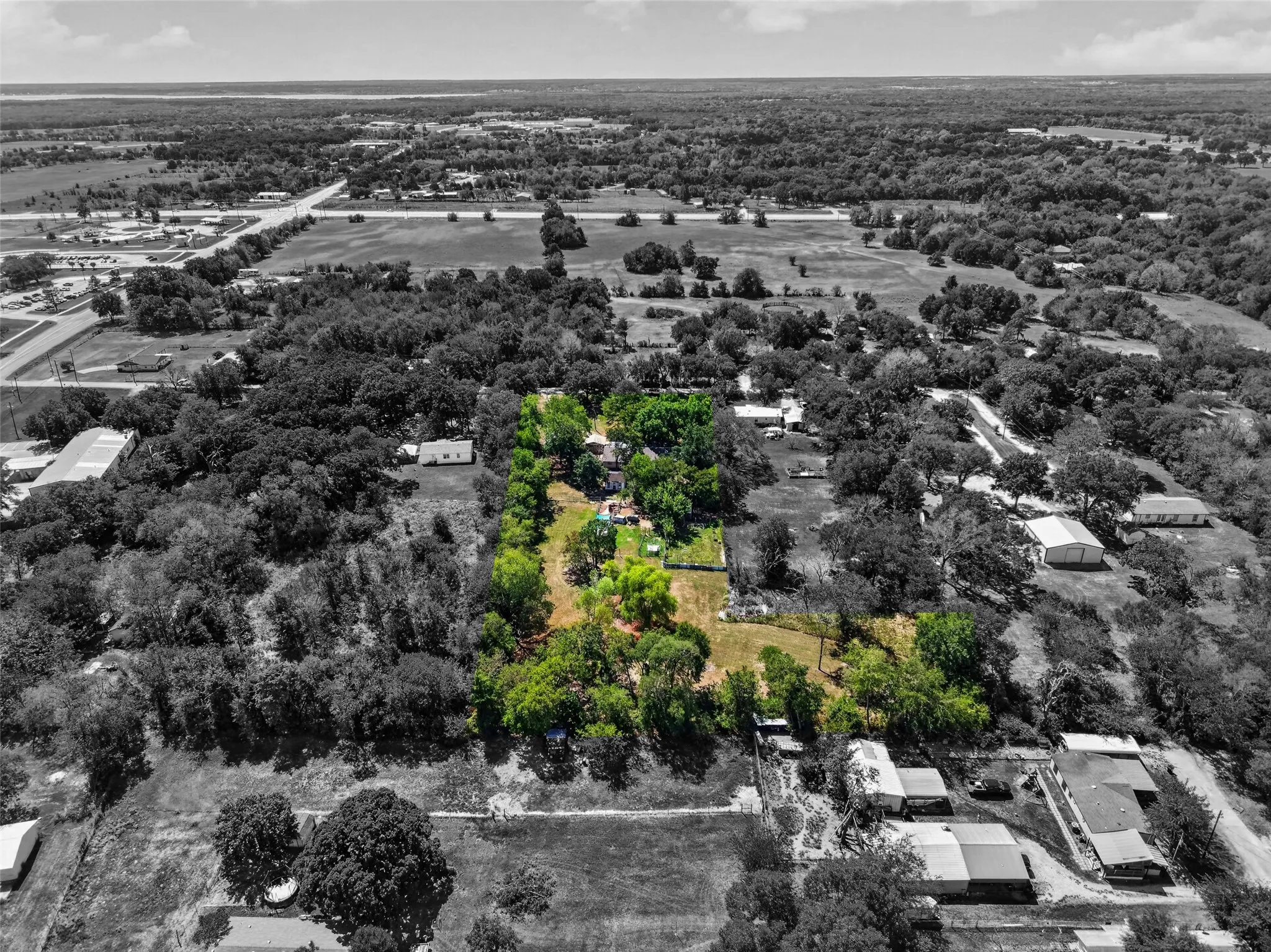 Single Family Residence For Sale in Hunt County , 108 Meyers Avenue, Quinlan, Texas 75474, 4 Bedroom, 2 Bathroom, 3 Garage spaces, 2,208 Sqft, built in 1983, mls#21378666, Real Estate Agent in Quinlan, Homes For Sale in Hunt county, Homes For Sale in Quinlan, Realtor in Quinlan Texas, Real Estate Brokerage Independent Realty Texas, Luminita Cordes Realtor