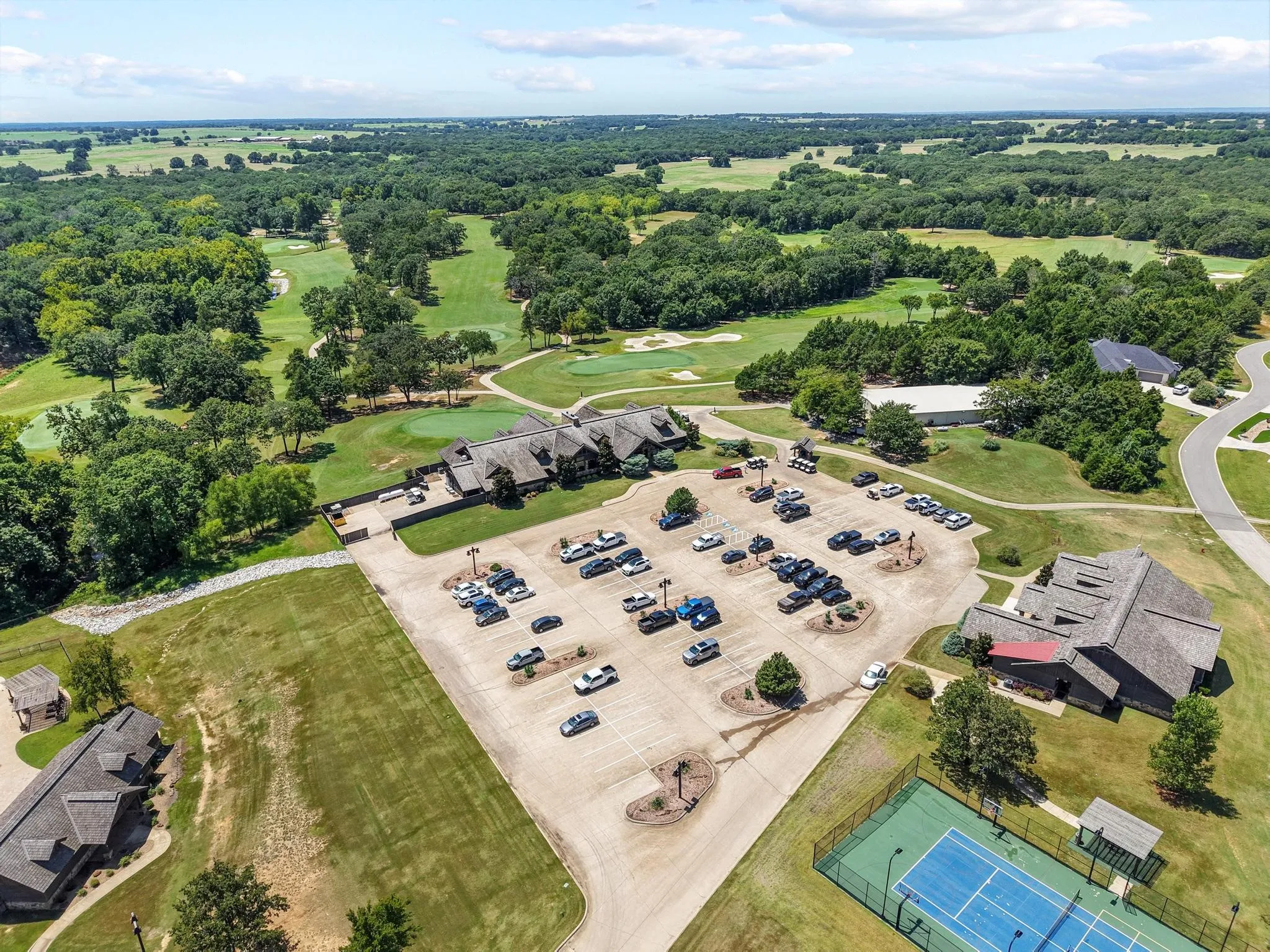 Clubhouse tennis courts