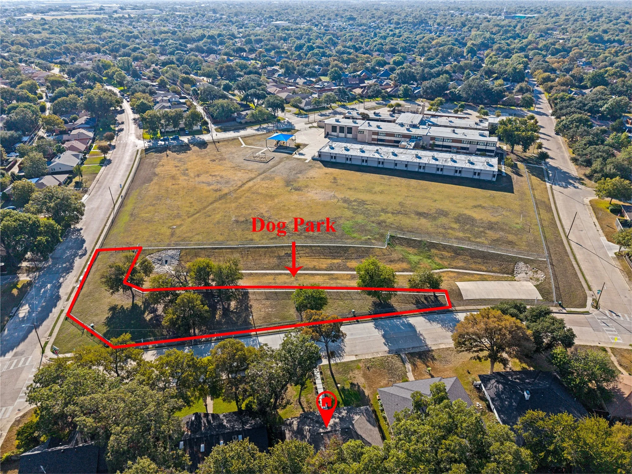cutest relaxing retreat  in front of the house and open dog park steps away from the  school