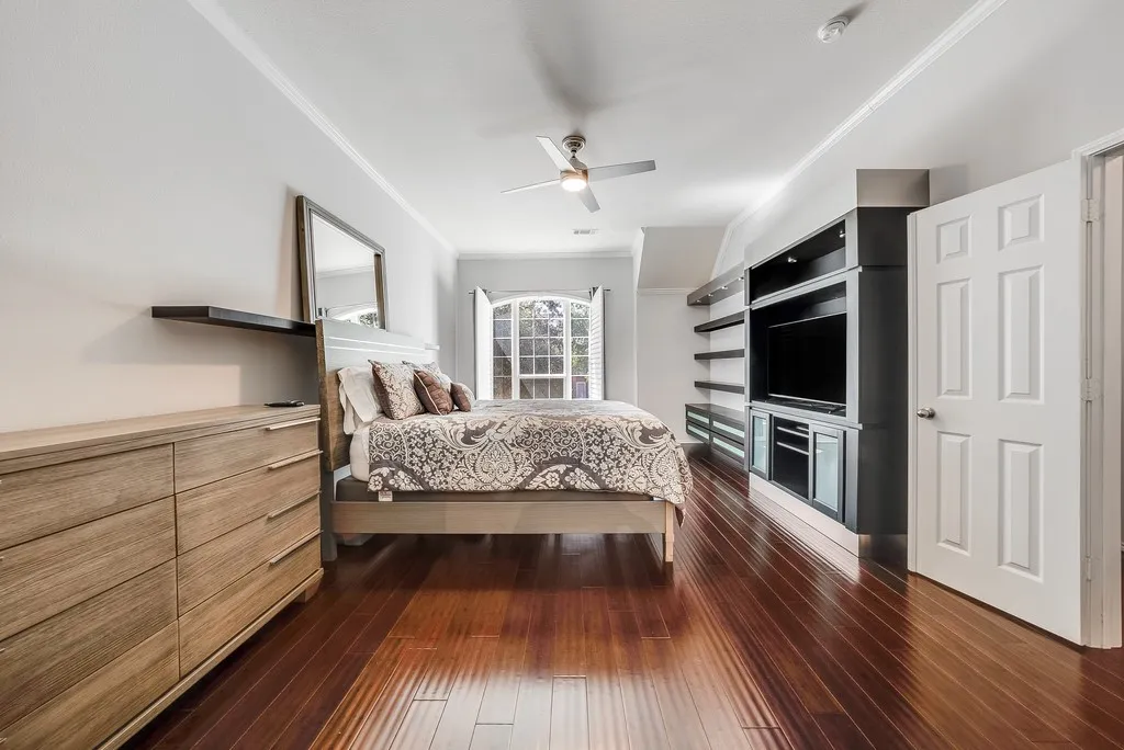 Large Primary Suite with Built In Cabinets