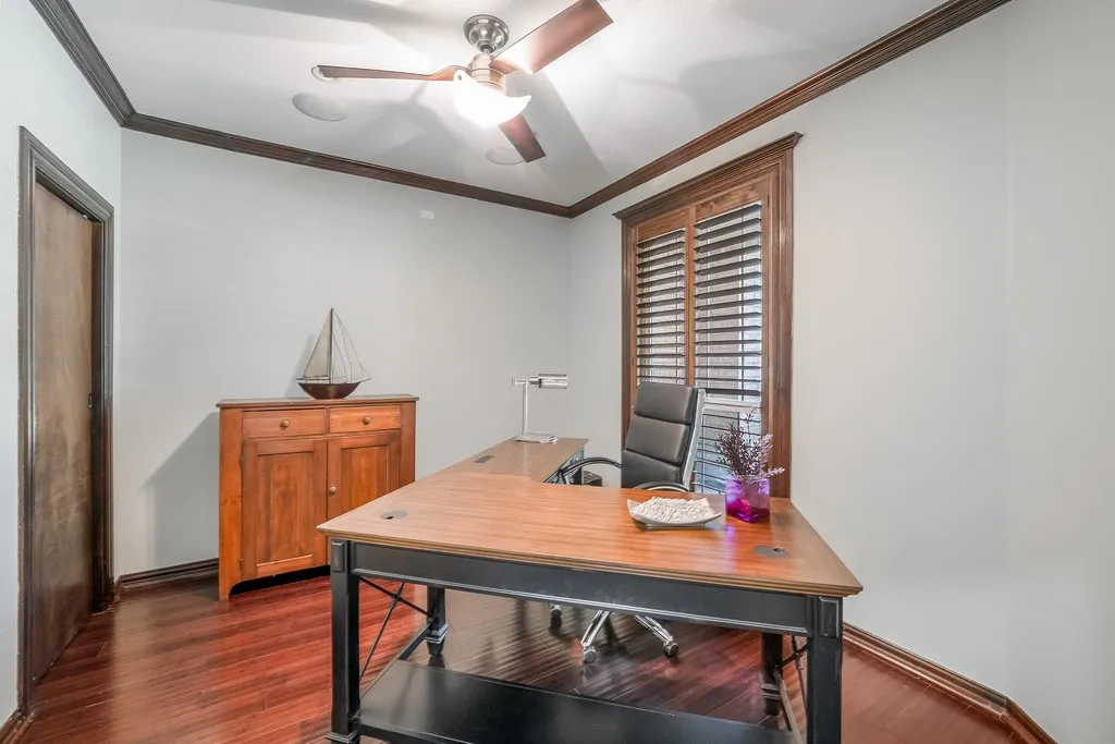 Single Family Residence For Sale in Collin County , 11474 Chaucer Drive, Frisco, Texas 75035, 3 Bedroom, 3 Bathroom, 2 Garage spaces, 2,125 Sqft, built in 2003, mls#21343019, Real Estate Agent in Frisco, Homes For Sale in Collin county, Homes For Sale in Frisco, Realtor in Frisco Texas, Real Estate Brokerage Independent Realty Texas, Luminita Cordes Realtor