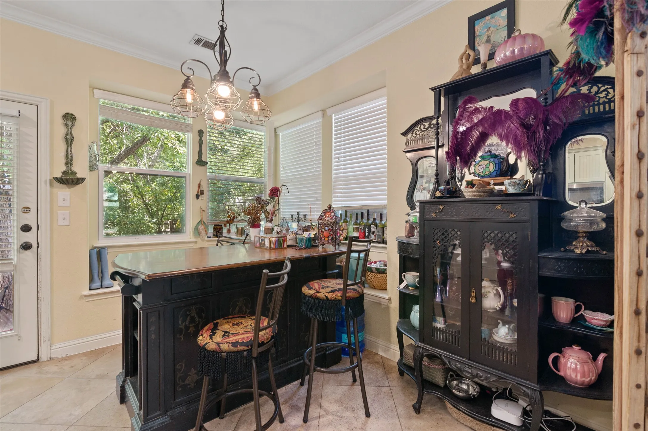 Single Family Residence For Rent in Denton County , 2220 Burning Tree Lane, Denton, Texas 76209, 4 Bedroom, 2 Bathroom, Garage spaces, 1,654 Sqft, built in 2012, mls#21389252, Real Estate Agent in Denton, Homes For Rent in Denton county, Homes For Rent in Denton, Realtor in Denton Texas, Real Estate Brokerage Independent Realty Texas, Luminita Cordes Realtor