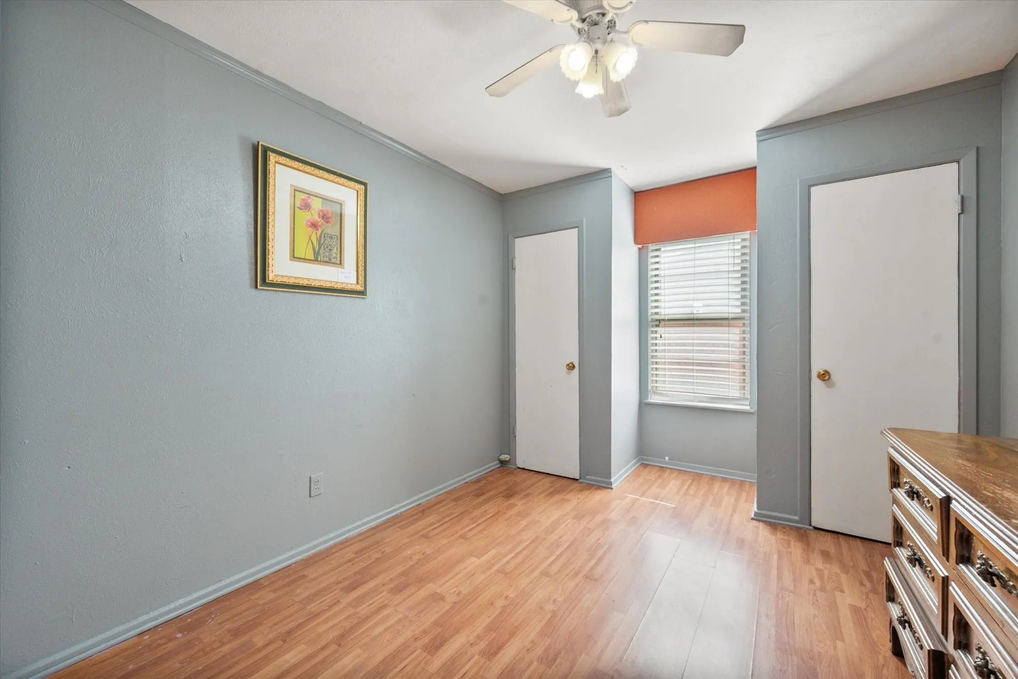 Single Family Residence For Sale in Tarrant County , 3504 Carriage Hill Drive, Forest Hill, Texas 76140, 3 Bedroom, 2 Bathroom, 2 Garage spaces, 1,891 Sqft, built in 1966, mls#21385590, Real Estate Agent in Forest Hill, Homes For Sale in Tarrant county, Homes For Sale in Forest Hill, Realtor in Forest Hill Texas, Real Estate Brokerage Independent Realty Texas, Luminita Cordes Realtor