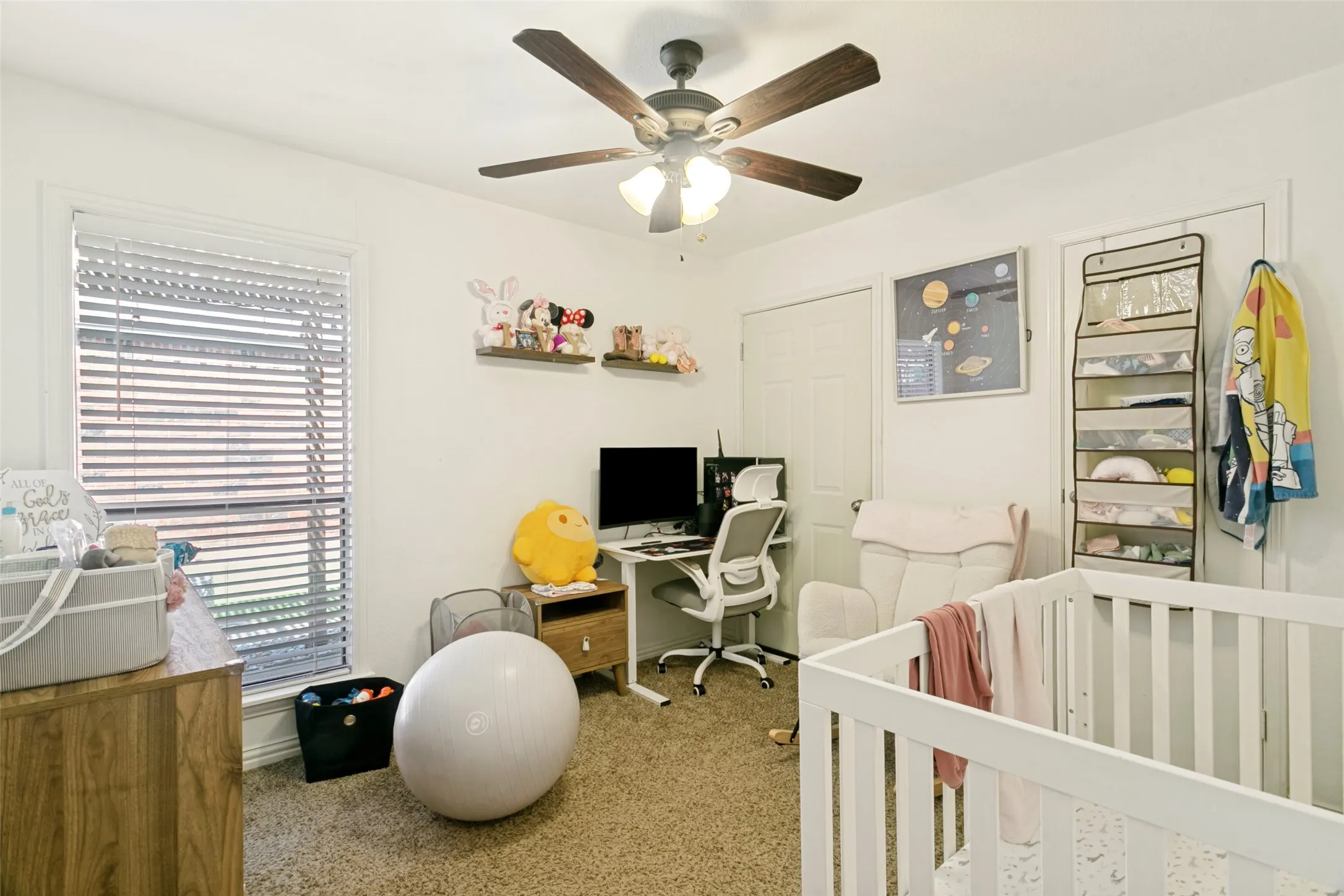 Single Family Residence For Rent in Dallas County , 924 Sugarberry Drive, Coppell, Texas 75019, 3 Bedroom, 2 Bathroom, 2 Garage spaces, 1,320 Sqft, built in 1983, mls#21388704, Real Estate Agent in Coppell, Homes For Rent in Dallas county, Homes For Rent in Coppell, Realtor in Coppell Texas, Real Estate Brokerage Independent Realty Texas, Luminita Cordes Realtor