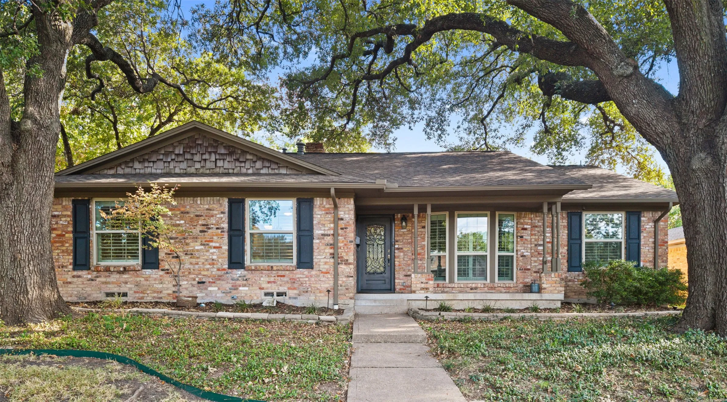 Single Family Residence For Sale