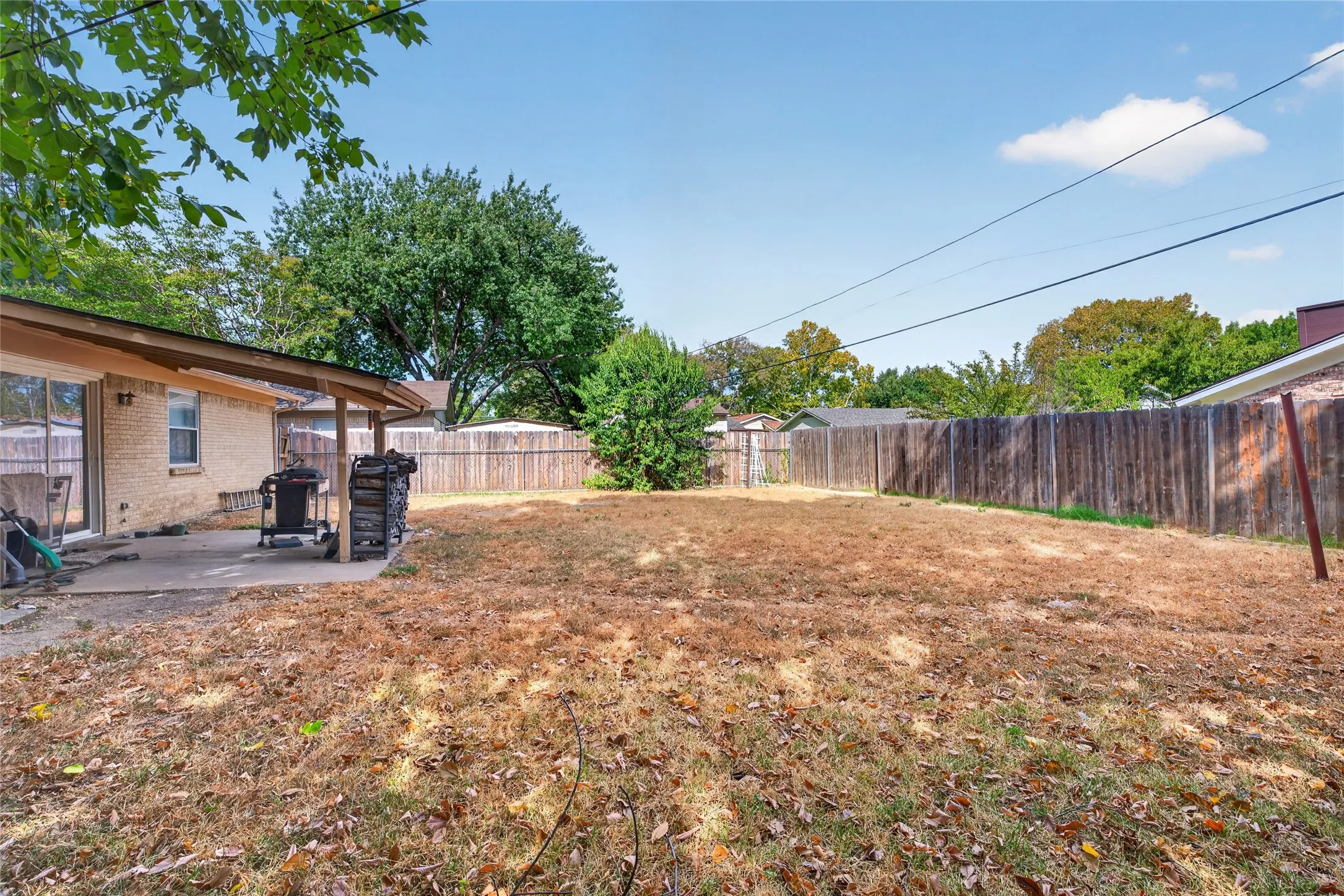 Single Family Residence For Sale in Tarrant County , 5613 Bonnie Wayne Street, Haltom City, Texas 76117, 3 Bedroom, 2 Bathroom, 2 Garage spaces, 1,703 Sqft, built in 1964, mls#21382298, Real Estate Agent in Haltom City, Homes For Sale in Tarrant county, Homes For Sale in Haltom City, Realtor in Haltom City Texas, Real Estate Brokerage Independent Realty Texas, Luminita Cordes Realtor