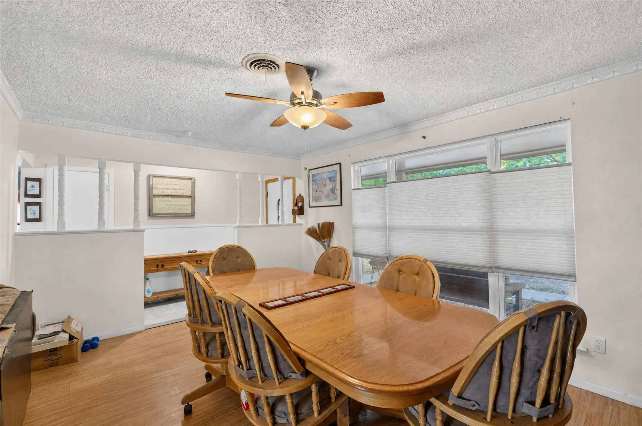 Single Family Residence For Sale in Tarrant County , 5613 Bonnie Wayne Street, Haltom City, Texas 76117, 3 Bedroom, 2 Bathroom, 2 Garage spaces, 1,703 Sqft, built in 1964, mls#21382298, Real Estate Agent in Haltom City, Homes For Sale in Tarrant county, Homes For Sale in Haltom City, Realtor in Haltom City Texas, Real Estate Brokerage Independent Realty Texas, Luminita Cordes Realtor