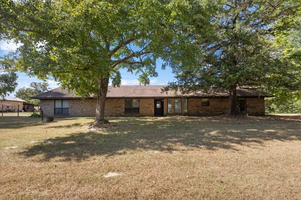 Single Family Residence For Sale